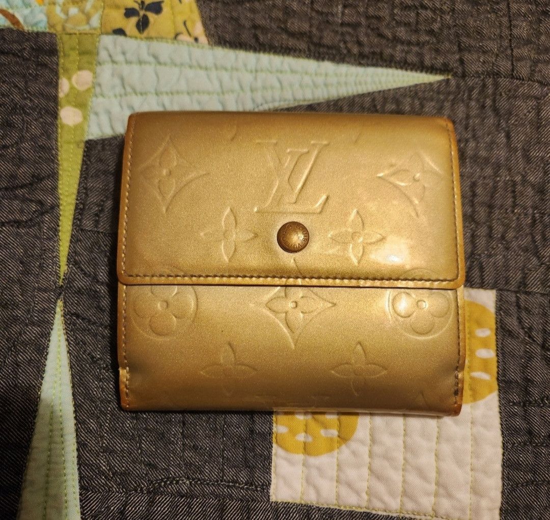 Louis Vuitton Louis Vuitton Vernis Monogram Trifold Wallet Size ONE SIZE - 1 Thumbnail