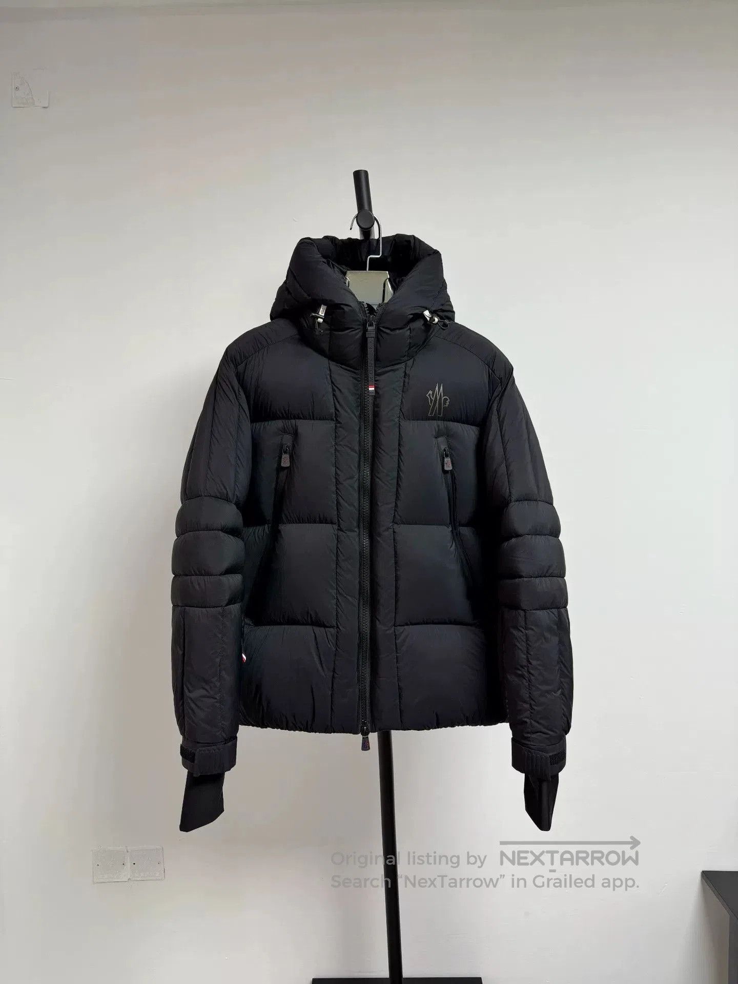 Moncler Moncler Black Down Jacket. Size L / US 10 / IT 46 - 1 Thumbnail