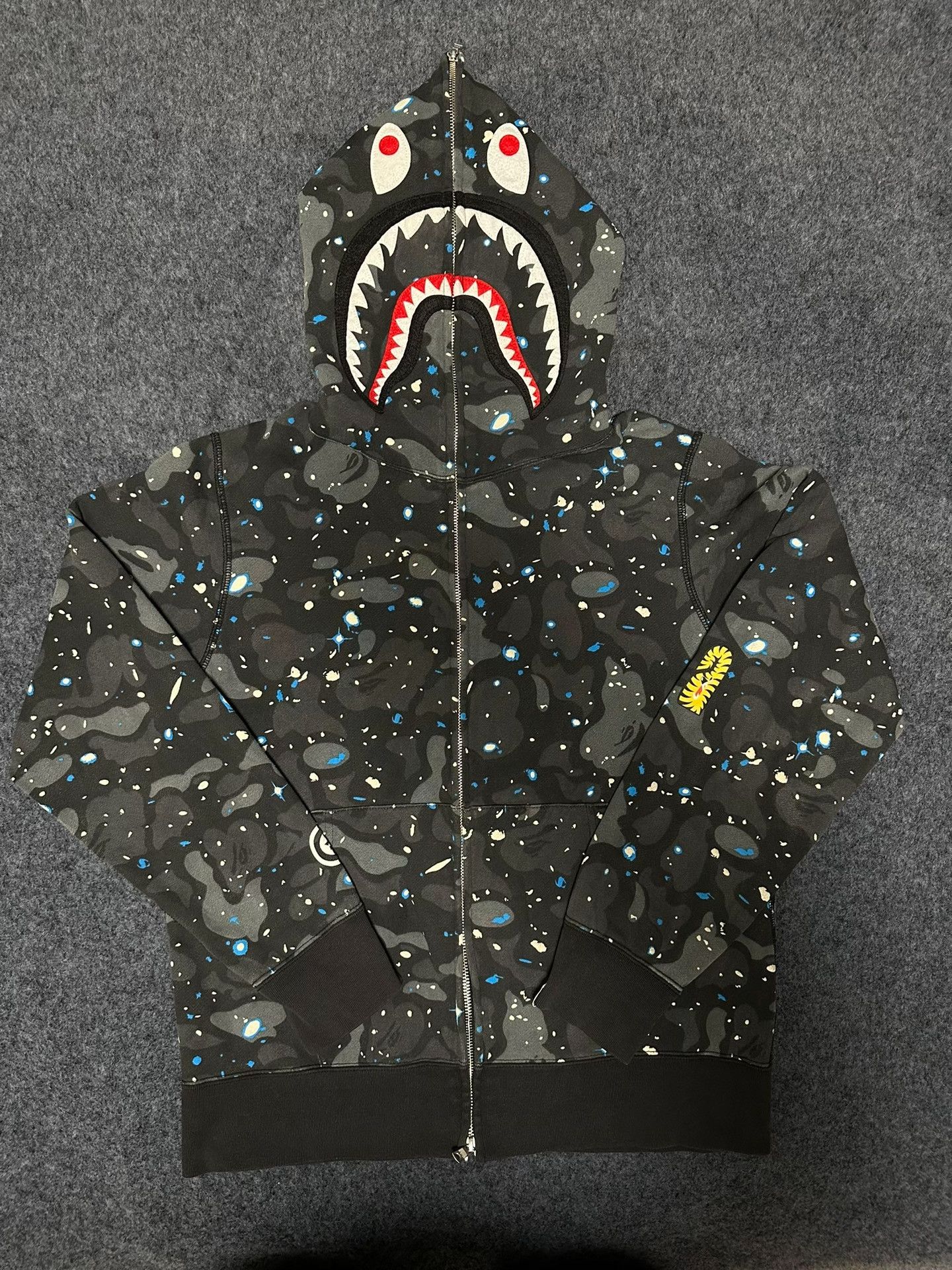 Bape Bape Multi Shark Sweatshirt Pullover Size US M / EU 48-50 / 2 - 1 Thumbnail