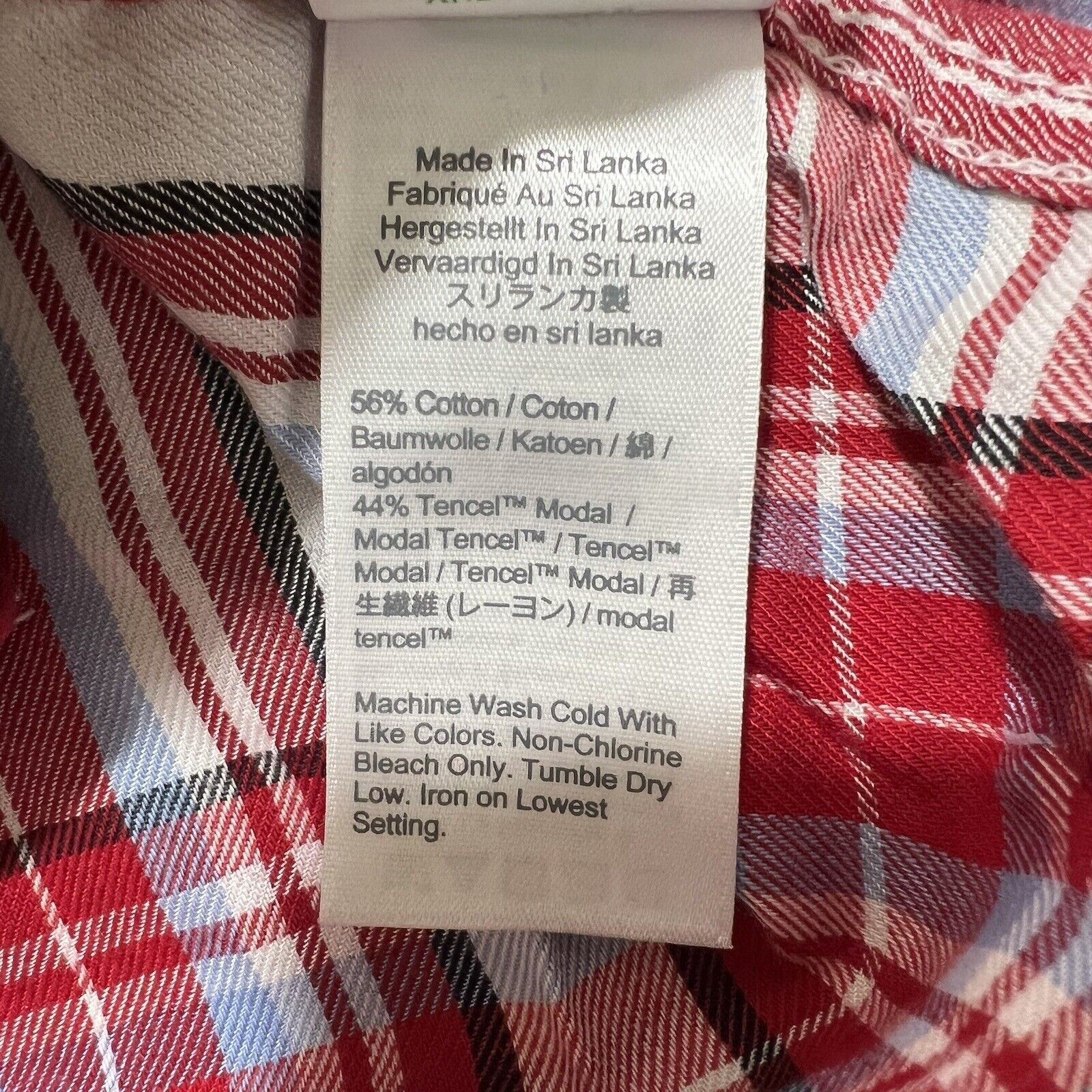 J.Crew J. Crew Button Up Flannel Collared Shirt Red Plaid Top Size XS / US 0-2 / IT 36-38 - 4 Thumbnail