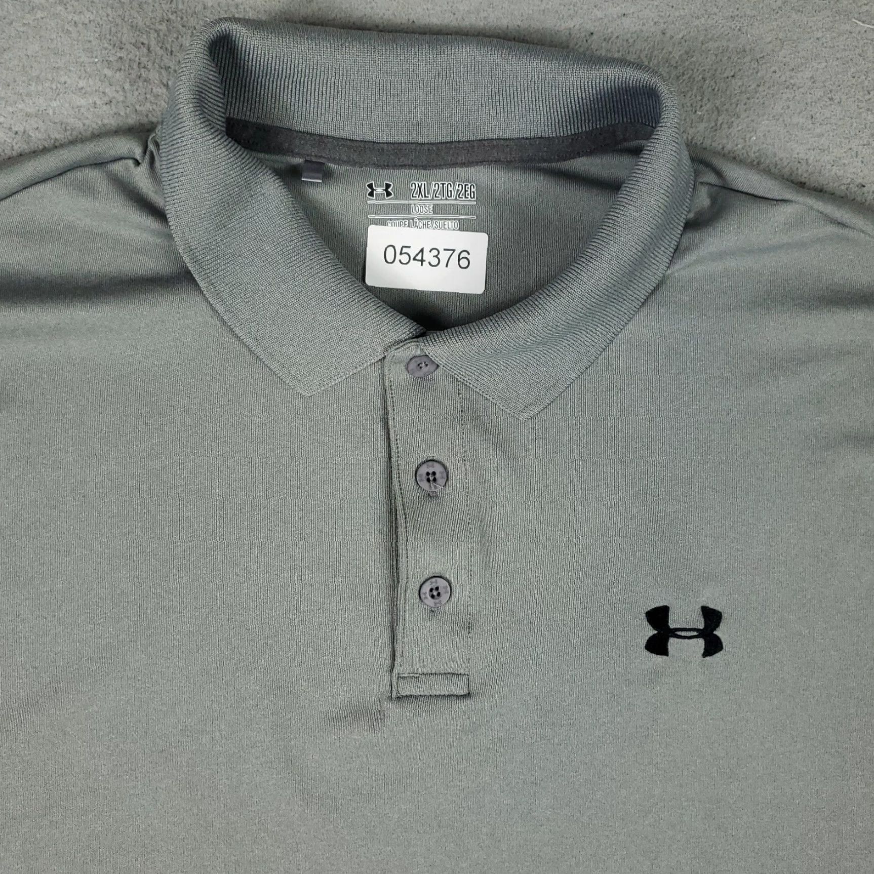 Under Armour Under Armour Polo Shirt Mens 2XL Gray Solid Short Sleeve Collared Button Golf Casual Polo Shirt Mens Gray 2XL Under Armour Size US XXL / EU 58 / 5 - 2 Thumbnail
