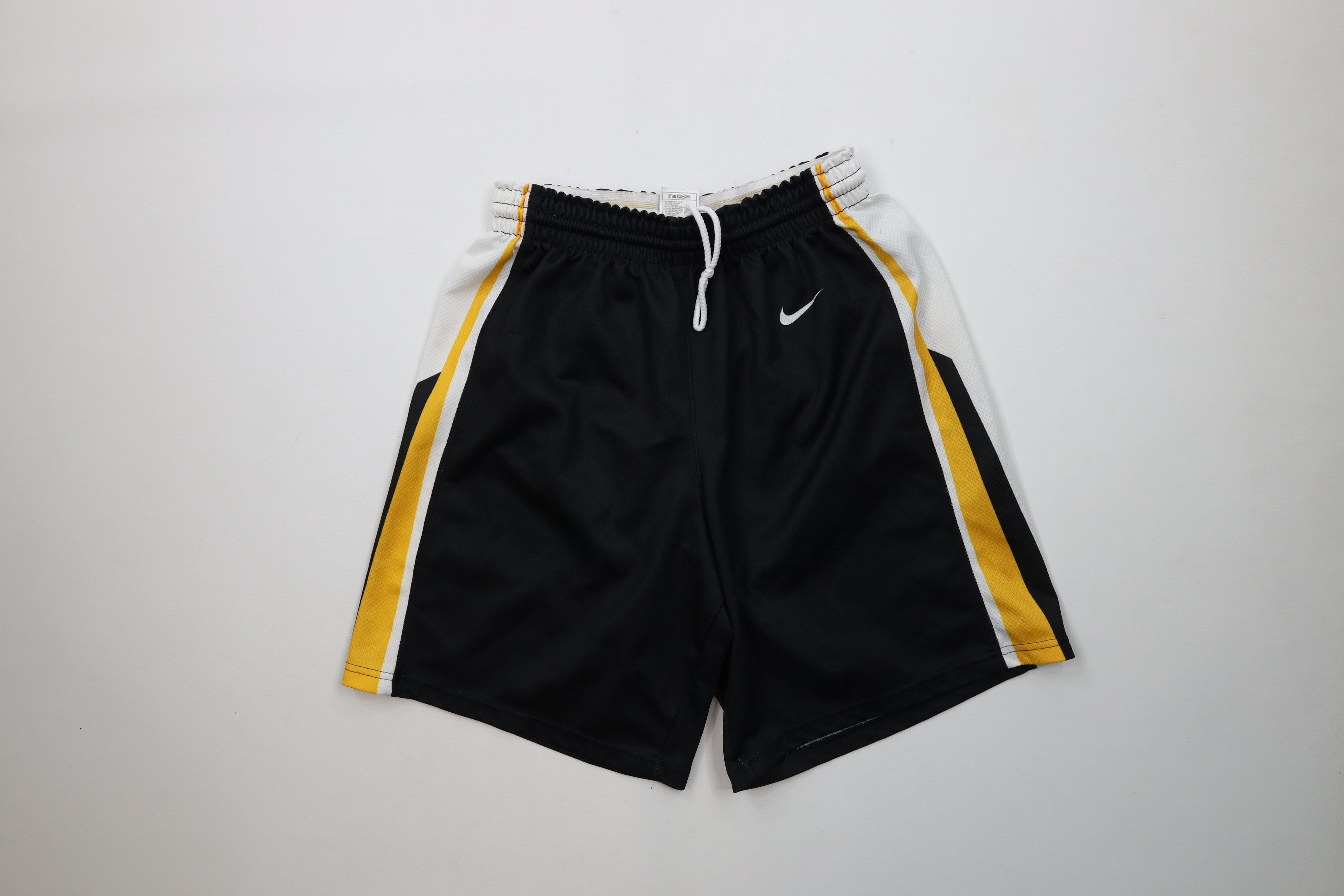Vintage 90s Y2K Nike Swoosh Above Knee Basketball Shorts