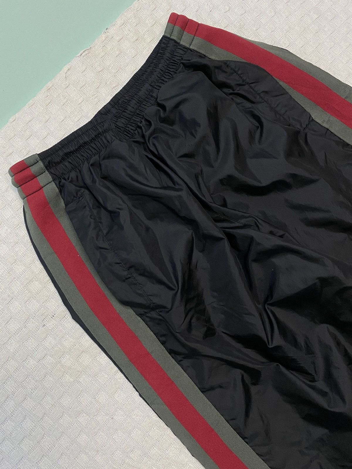 Gucci 💥 VINTAGE NIKE GUCCI STYLE BAGGY NYLON 90S TRACK PANTS Y2K Size US 30 / EU 46 - 5 Thumbnail