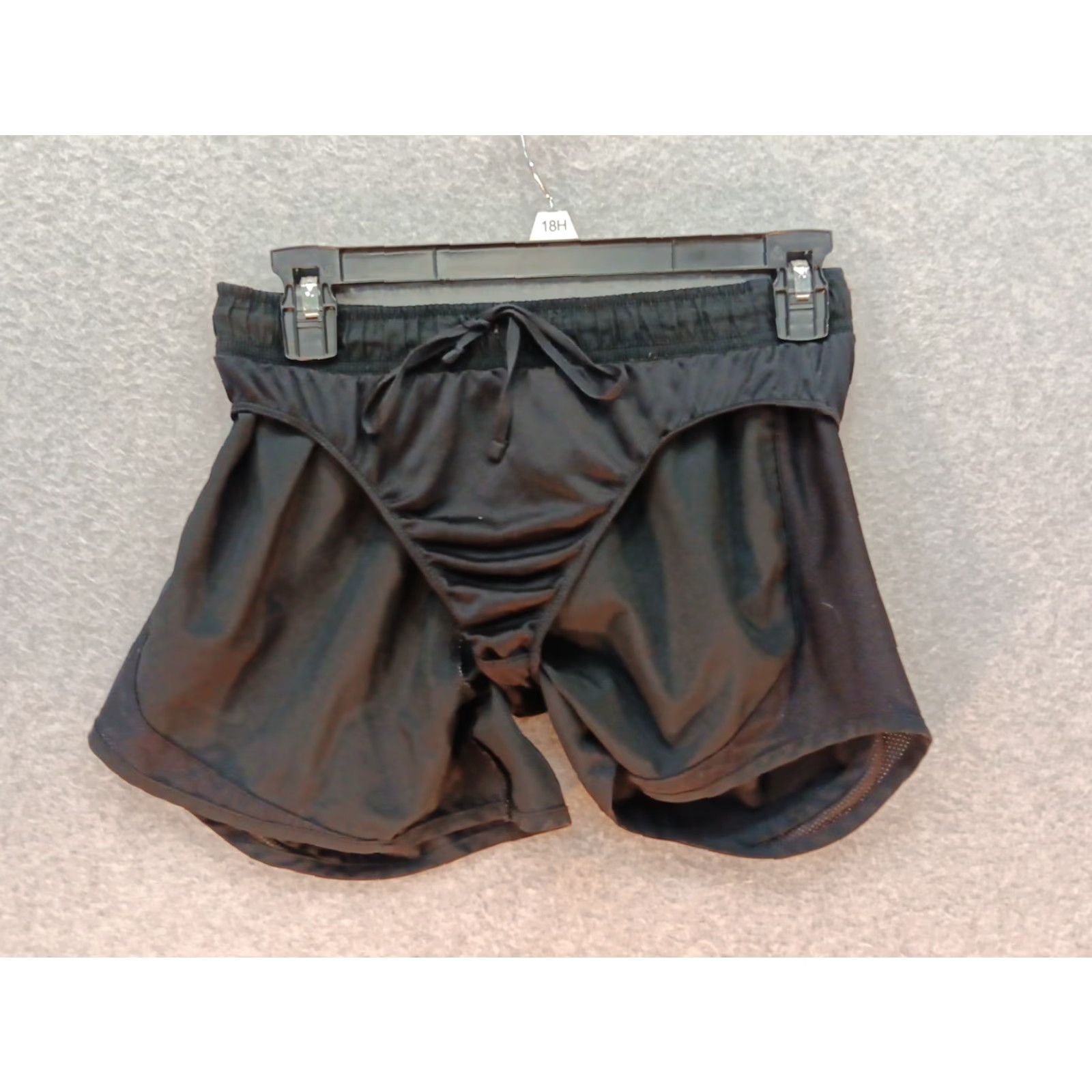 Nike Nike Athletic Dri-Fit Tempo Running Shorts Women’s S Black Size 28" / US 6 / IT 42 - 6 Thumbnail