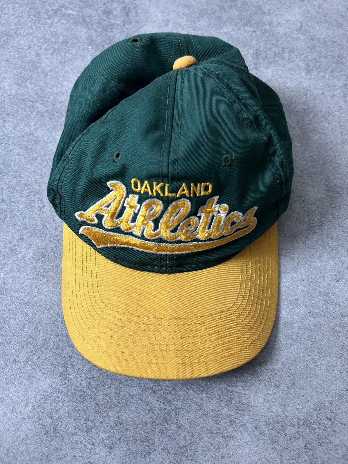 MLB Vintage Oakland Athletics Basseball caps MLB 90s Size ONE SIZE - 3 Thumbnail