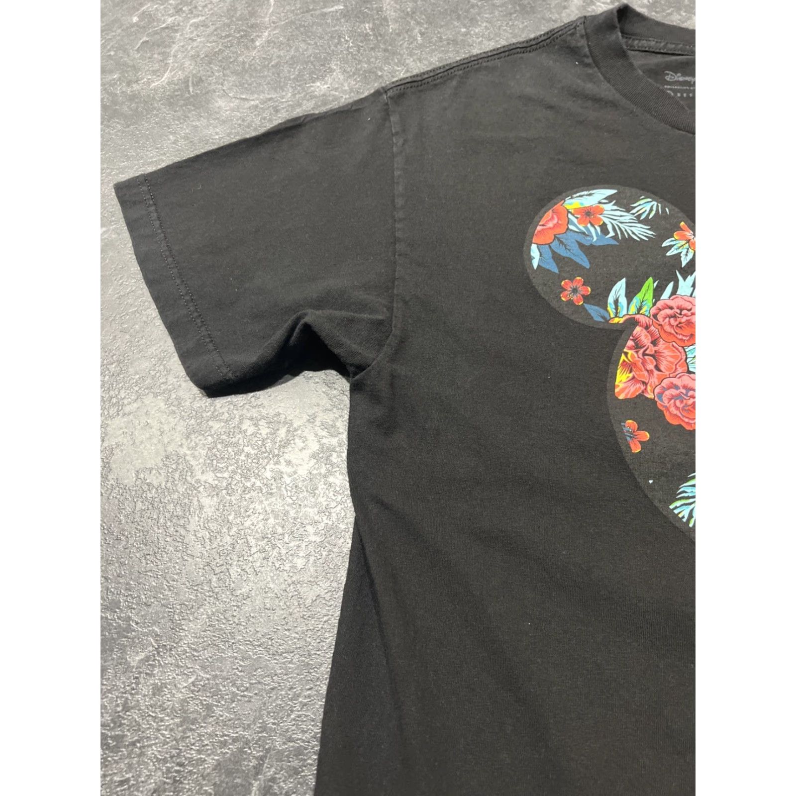 Disney Disney Neff Mickey Mouse Shirt L Black Floral Cotton T-Shirt Short Sleeve Men Size US L / EU 52-54 / 3 - 5 Thumbnail