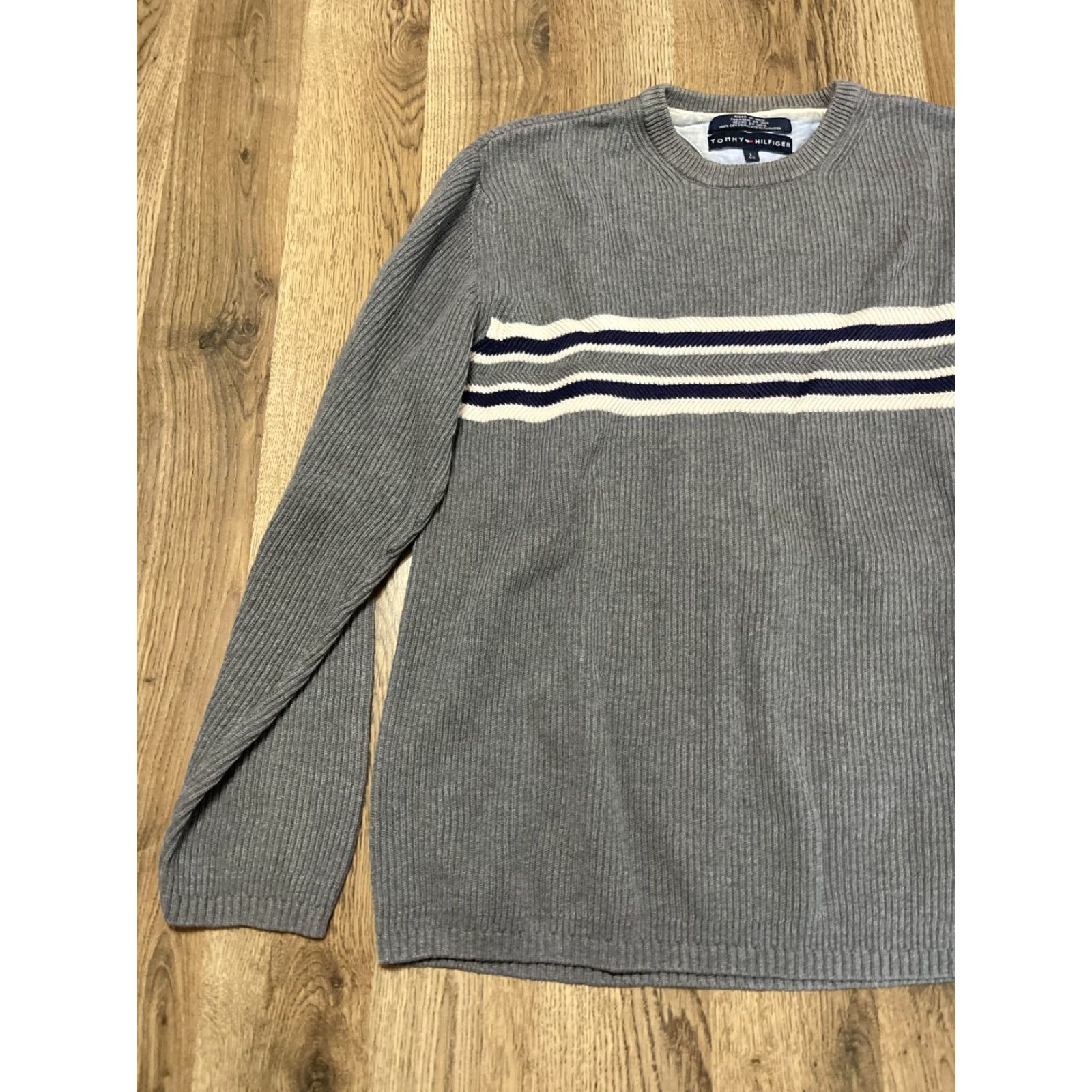 Tommy Hilfiger Tommy Hilfiger Shirt Mens Large Gray Long Sleeve Crew Neck Regular (Free Return) Size US L / EU 52-54 / 3 - 3 Thumbnail