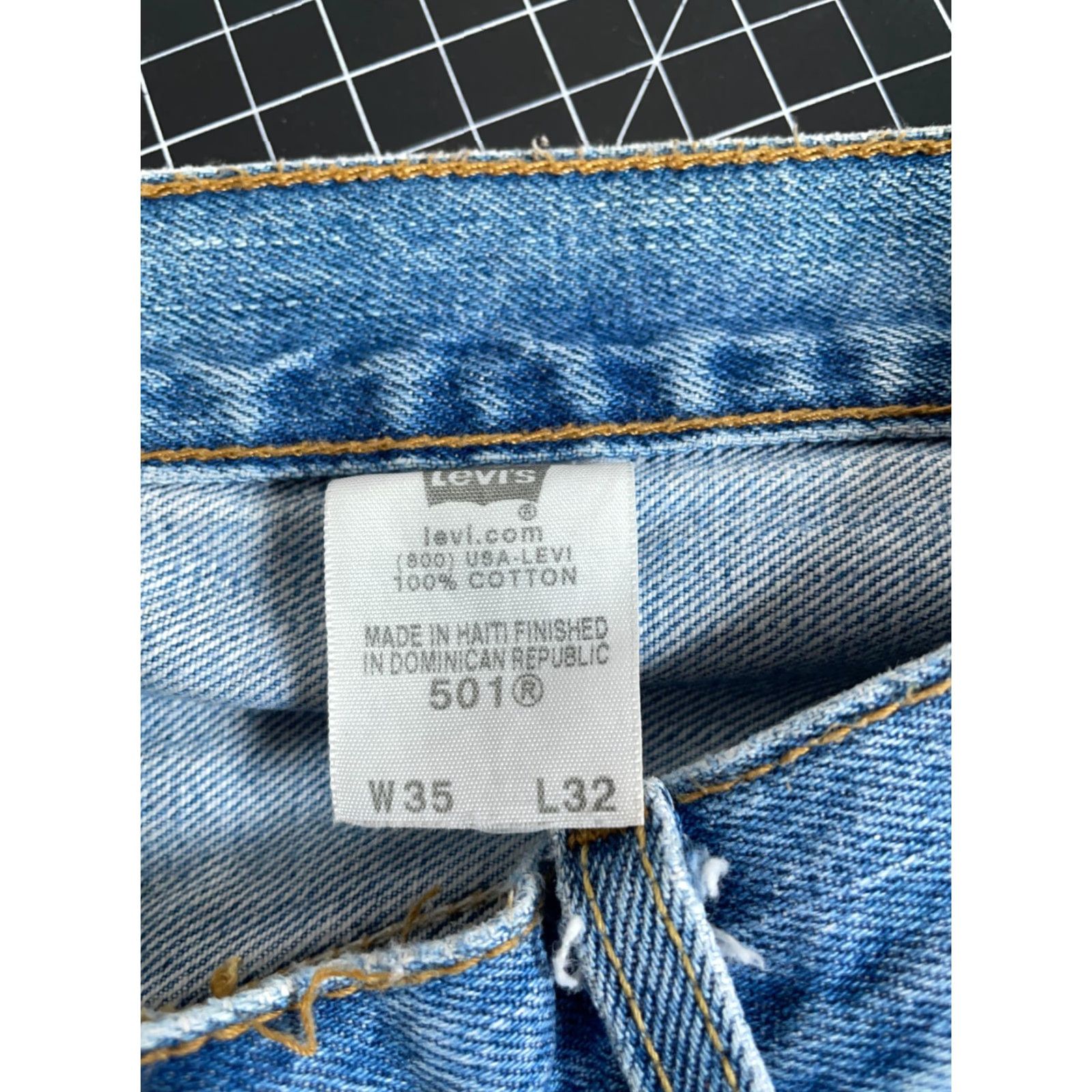 Levi's VINTAGE Levi's 501 Jeans Men's Regular Fit Straight Blue Denim Spring Summer Fall Winter 34x31 Size US 34 / EU 50 - 3 Thumbnail