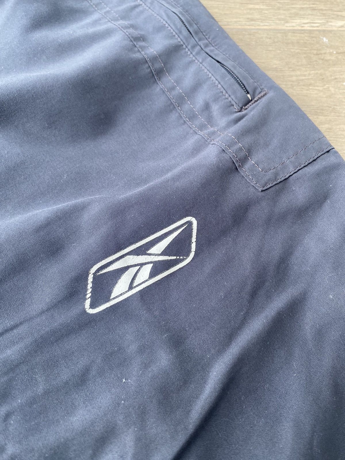 Reebok Vintage Reebok Liverpool Sweatpants Size US 38 / EU 54 - 8 Thumbnail