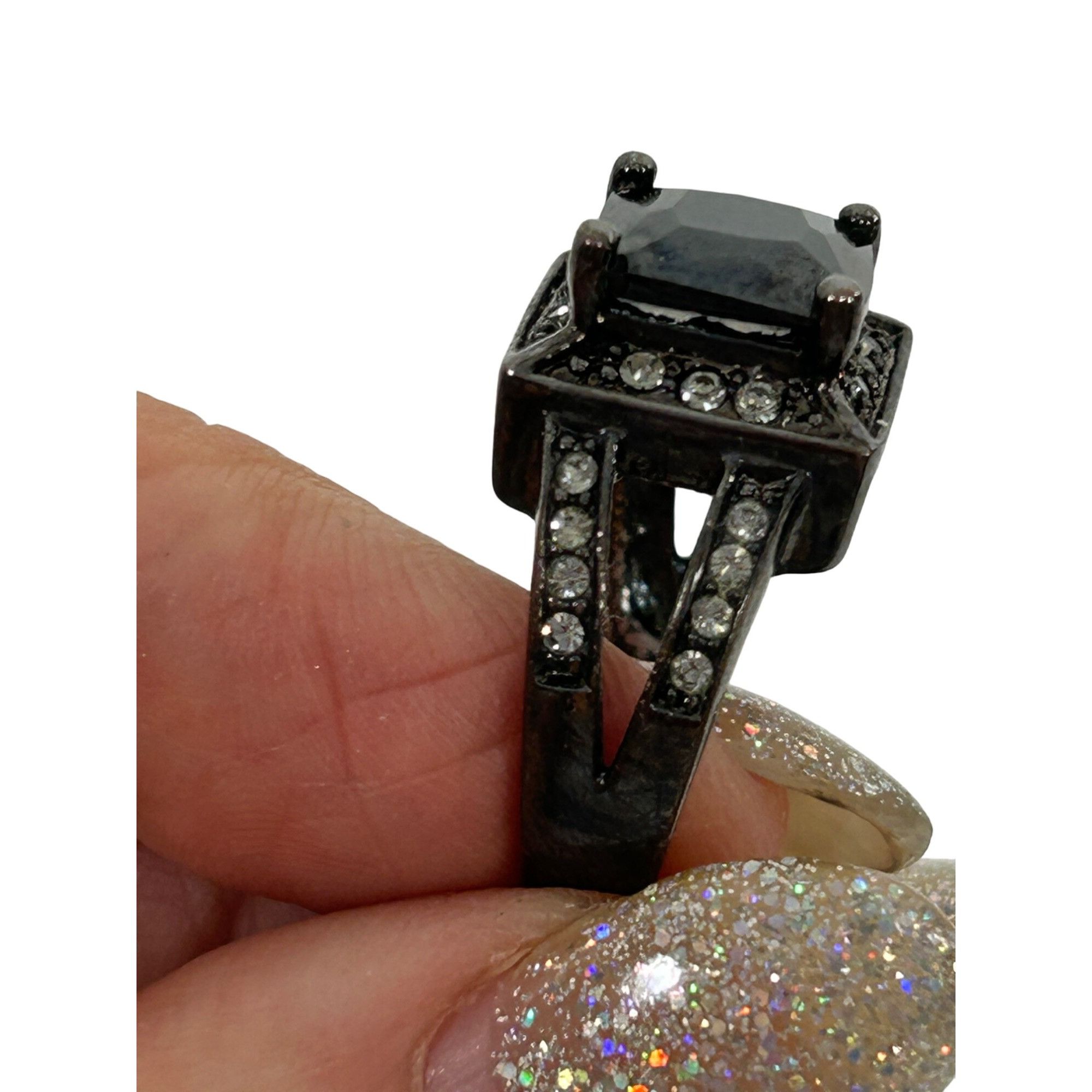 Other Fashion Jewelry Women’s Ring 6 Faux Square Black Princess Cu Size ONE SIZE - 16 Thumbnail