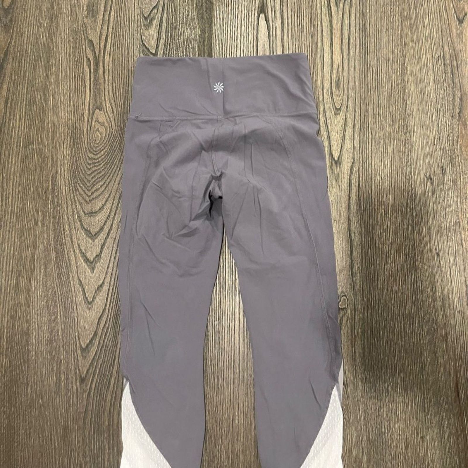 Athleta Athleta Salutation Leggings Mesh Colorblock High Rise Yoga Size 24" / US 00 / IT 34 - 8 Thumbnail