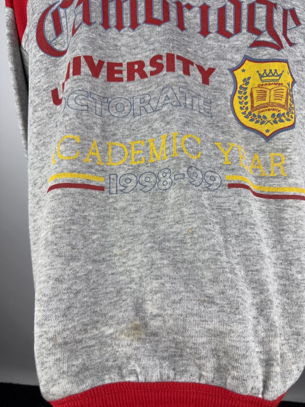 Vintage Vintage 98-99 Cambridge University Academinc year Sweatshirt Size US S / EU 44-46 / 1 - 7 Thumbnail