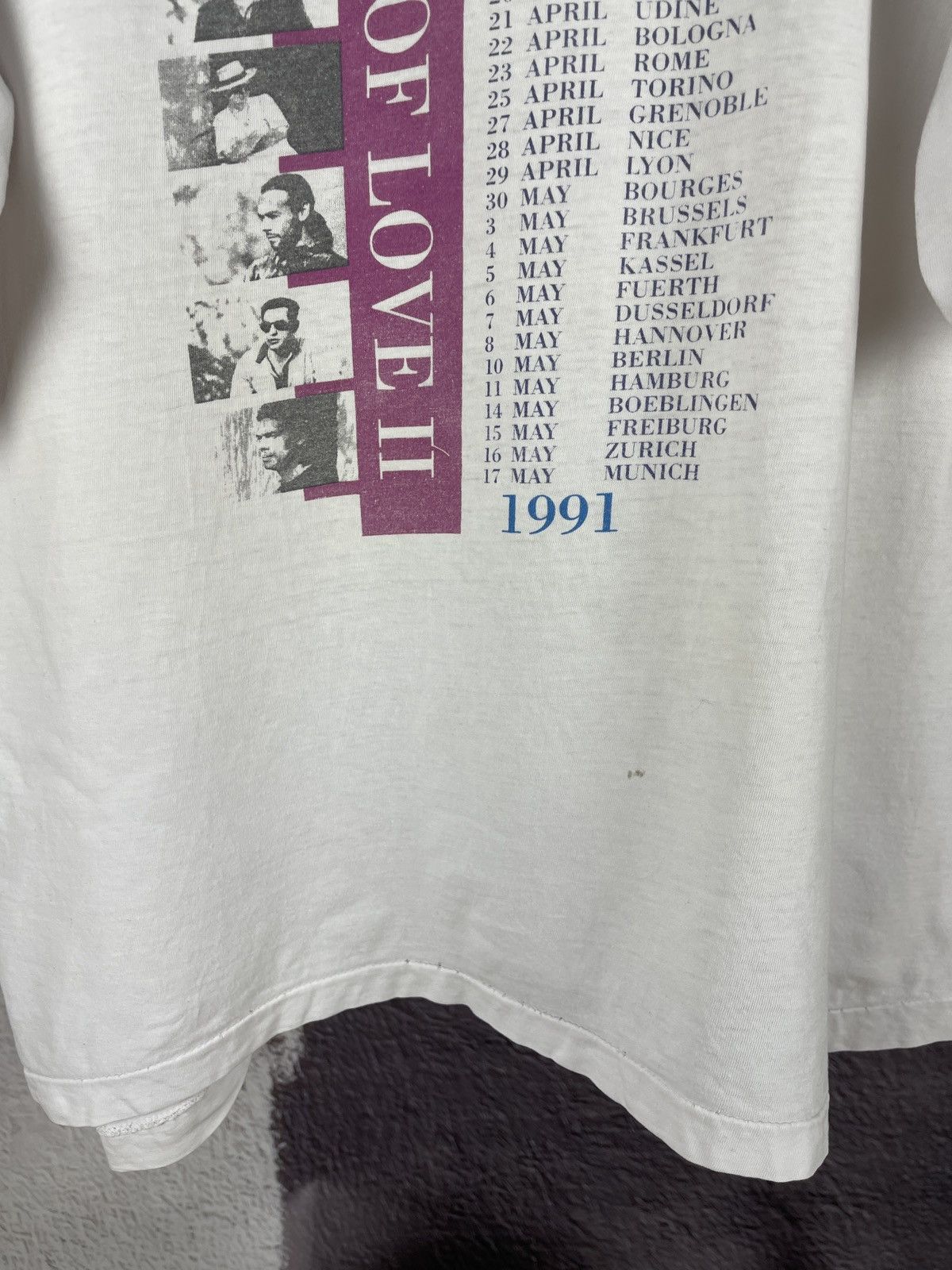 Band Tees Vintage 1990 UB40 Labour of Love II European tour 1991 tee Size US L / EU 52-54 / 3 - 15 Thumbnail