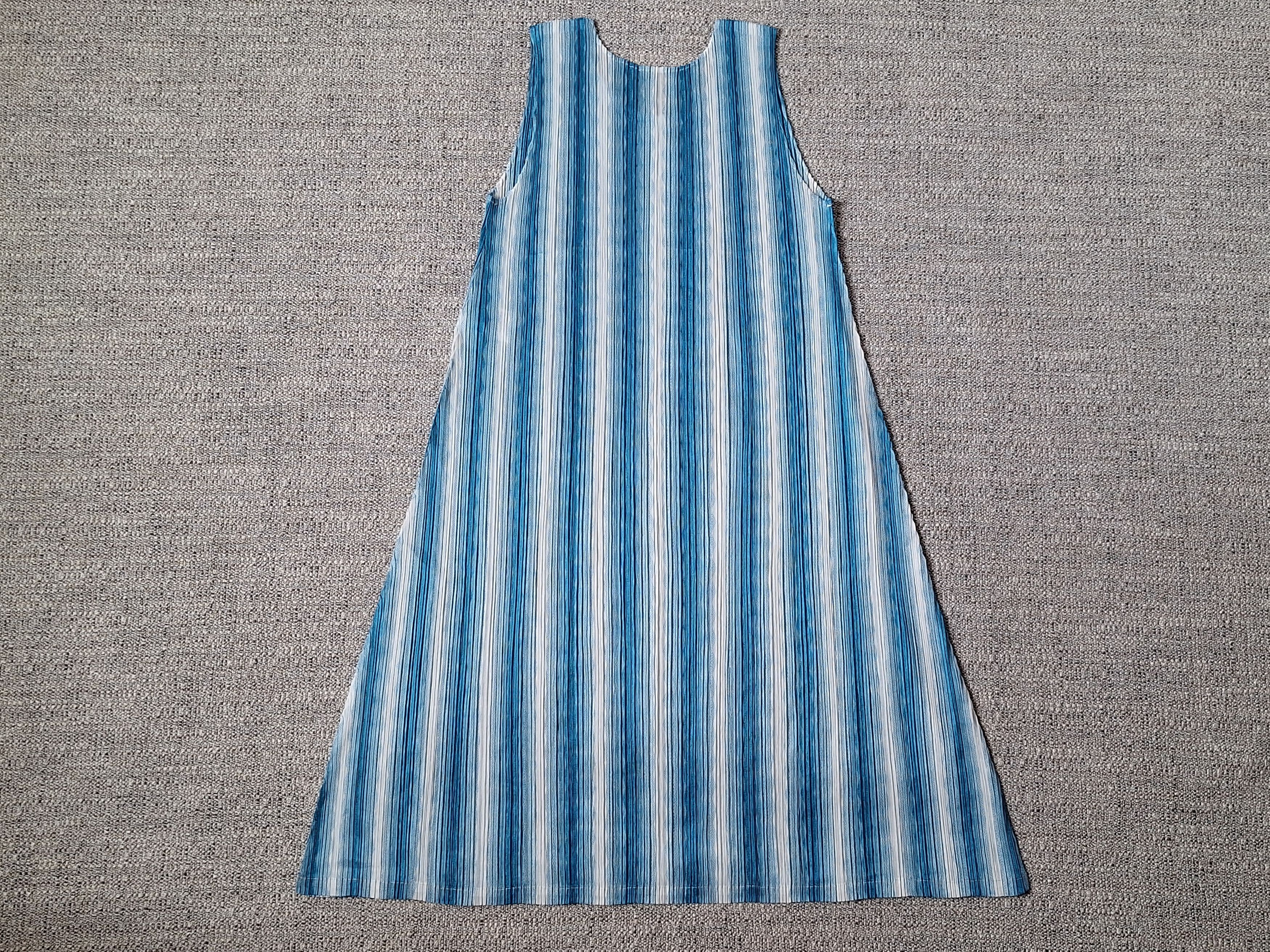 Pleats Please Issey Miyake ISSEY MIYAKE / PLEATS PLEASE - Pleated Sleeve Dress Size S / US 4 / IT 40 - 10 Thumbnail