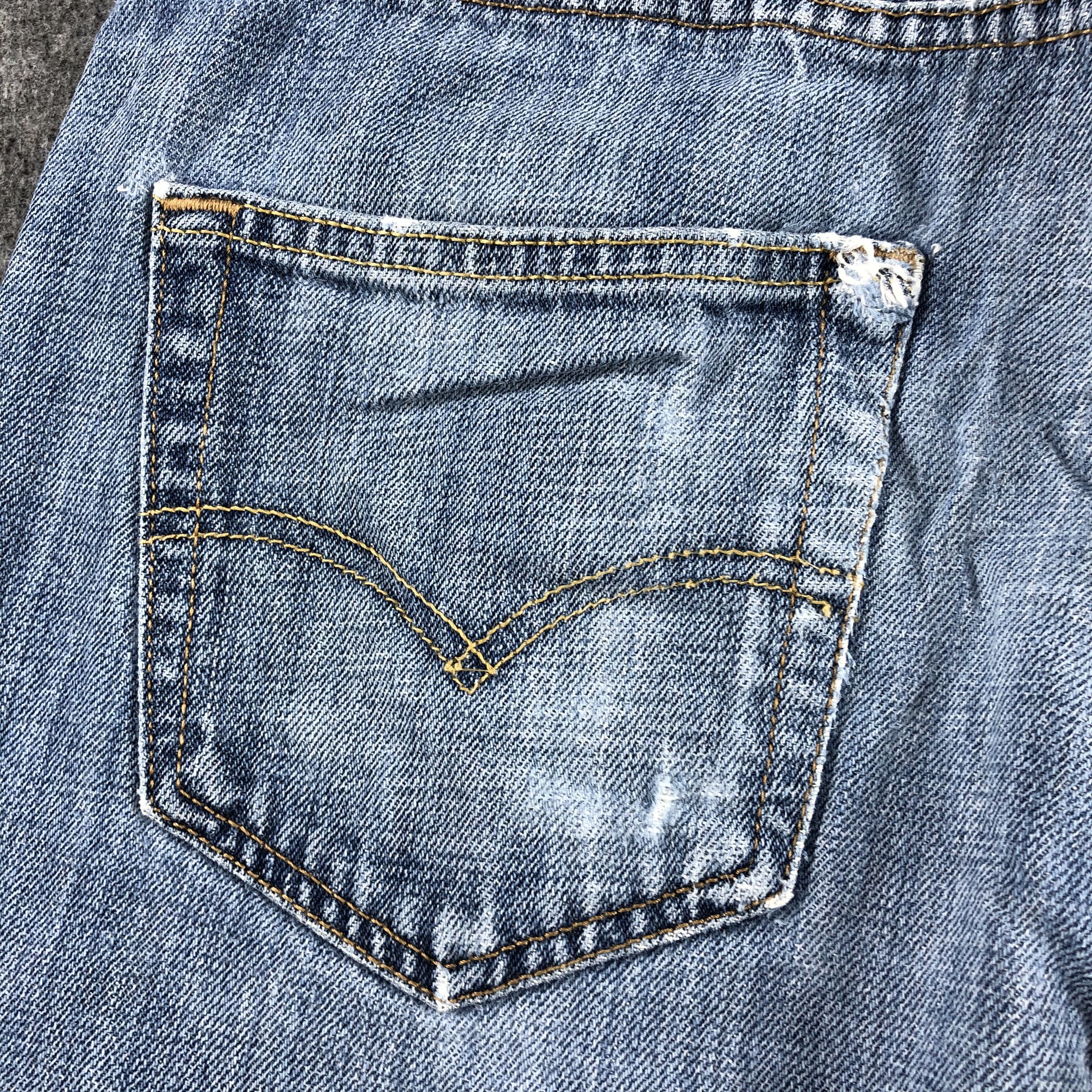 Levi's Vintage Blue Wash Levis 501 Jeans-J2208 Size US 33 - 9 Thumbnail