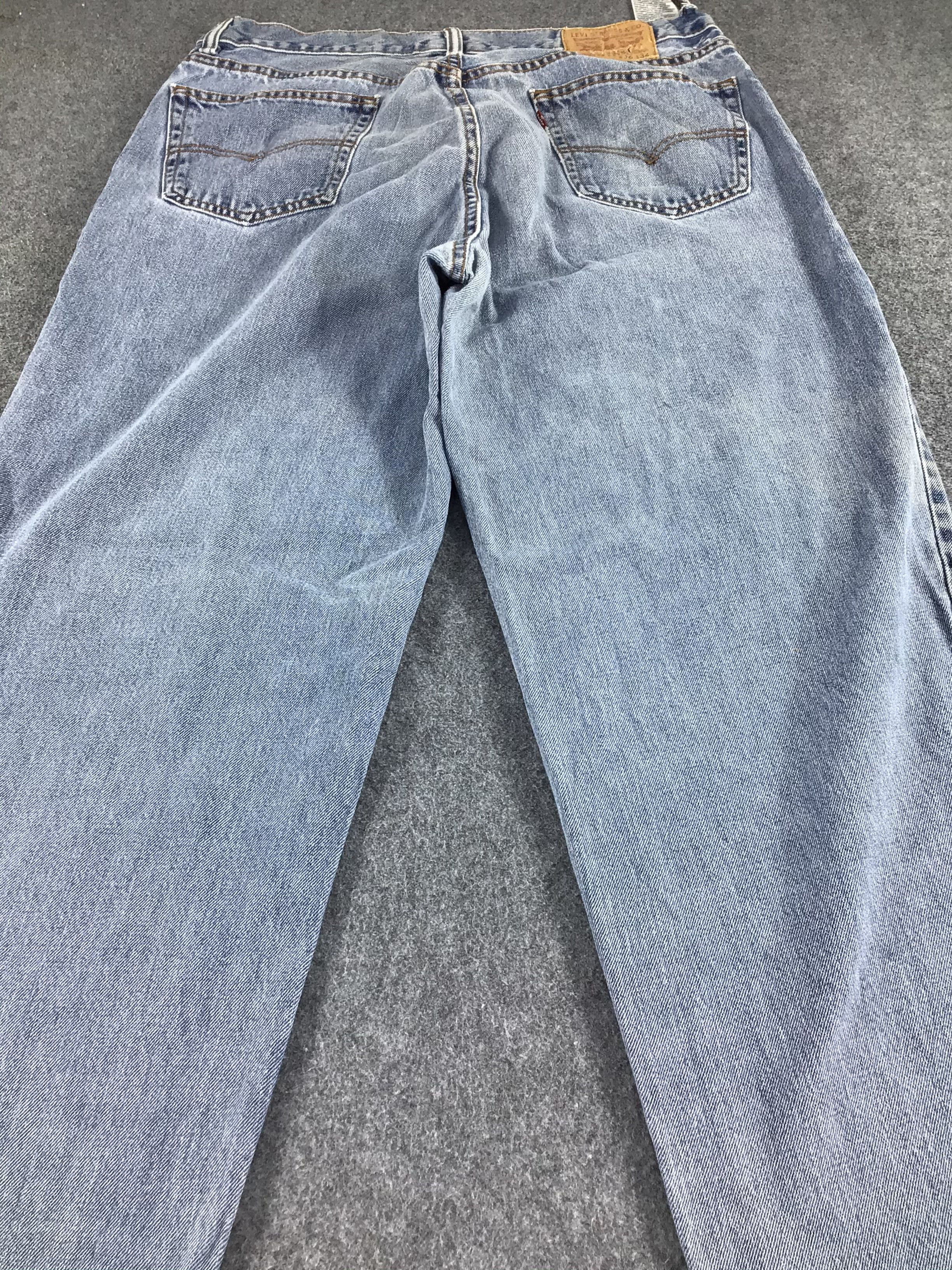 Levi's Vintage Levis 560 Jeans Faded Blue Denim -J542 Size US 36 / EU 52 - 4 Thumbnail