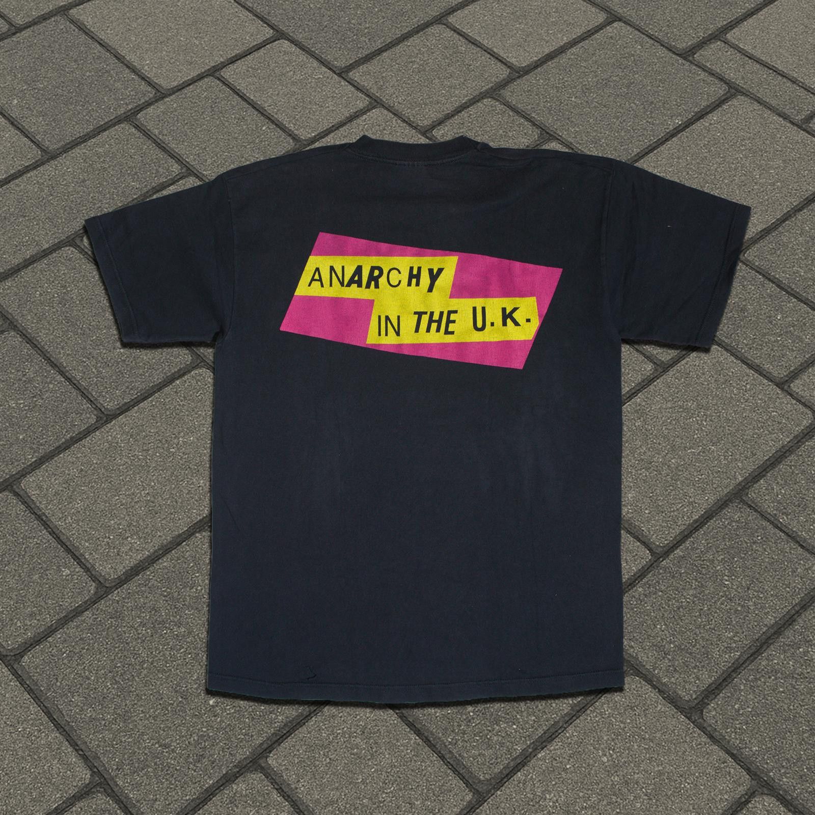 Vintage 00’s Sex Pistols Nevermind the Bollocks Tee Size US L / EU 52-54 / 3 - 4 Thumbnail