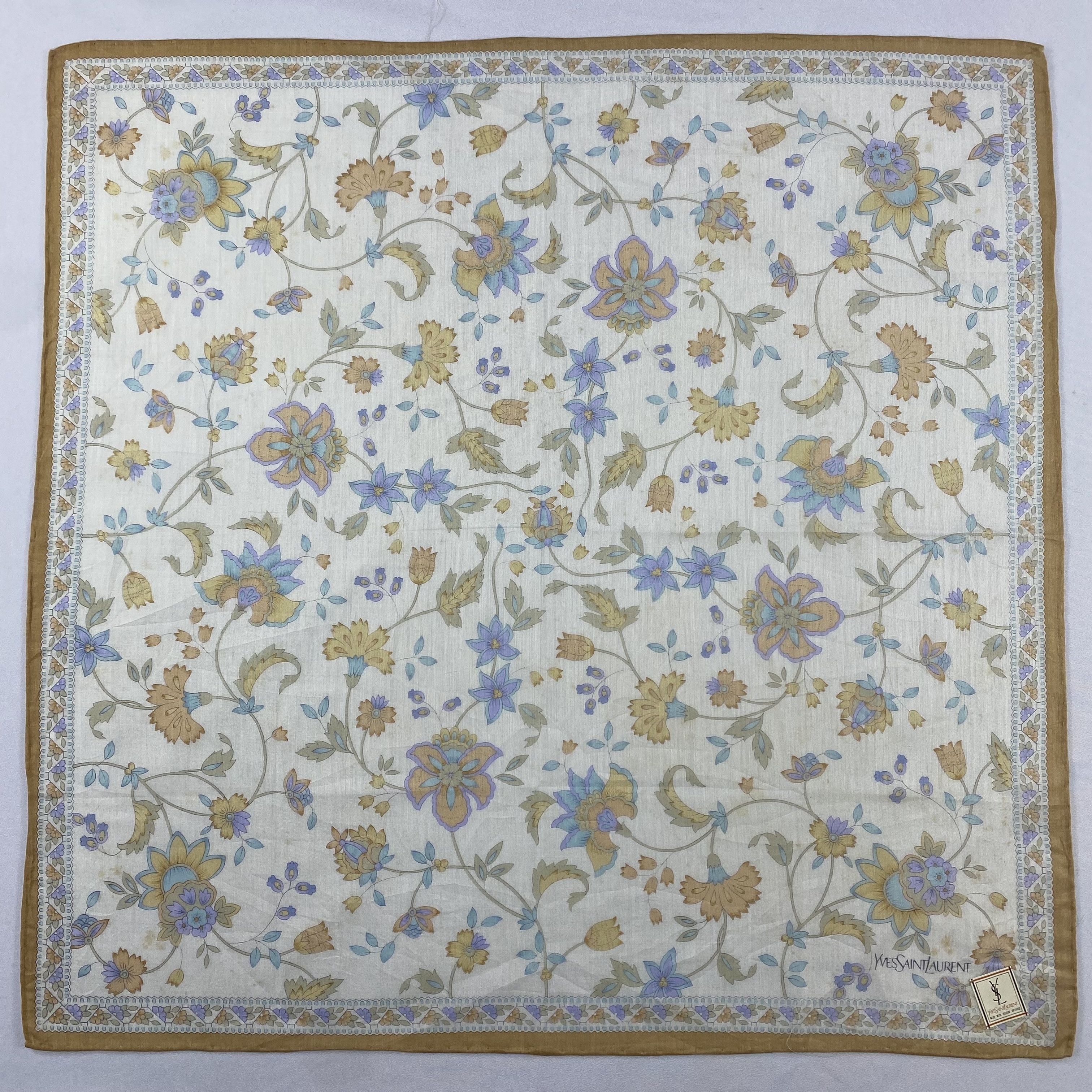 Yves Saint Laurent Yves Saint Laurent Handkerchief / Bandana / Neckerchief C895 Size ONE SIZE - 3 Thumbnail