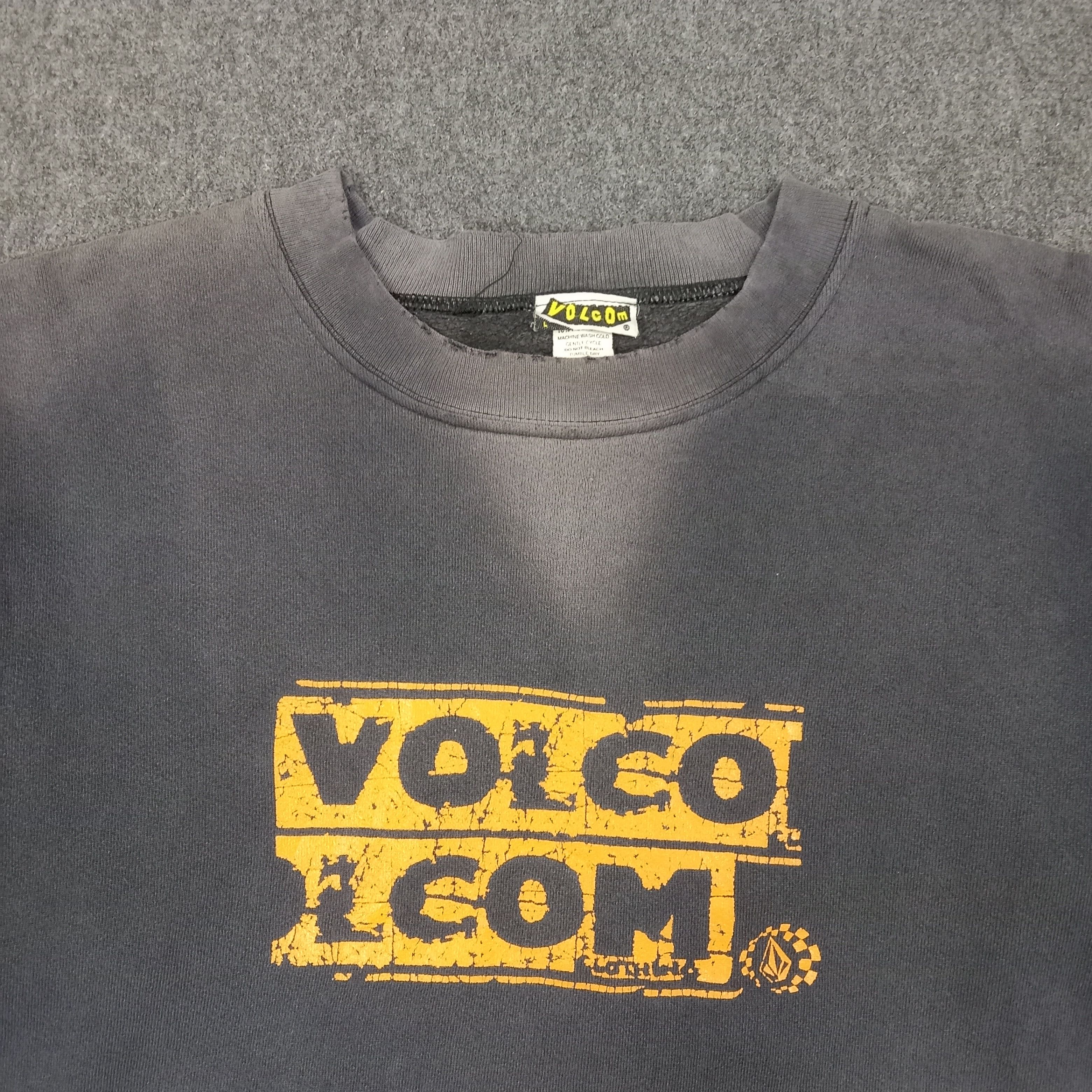 Vintage × Volcom Volcom Clothing American Distressed Style Sweatshirts Size US XL / EU 56 / 4 - 2 Thumbnail