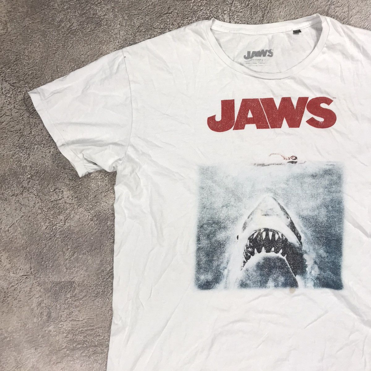 Vintage Vintage 90s Jaws Graphic Tee Sun Faded Cinema Streetwear XXL Size US XXL / EU 58 / 5 - 3 Thumbnail