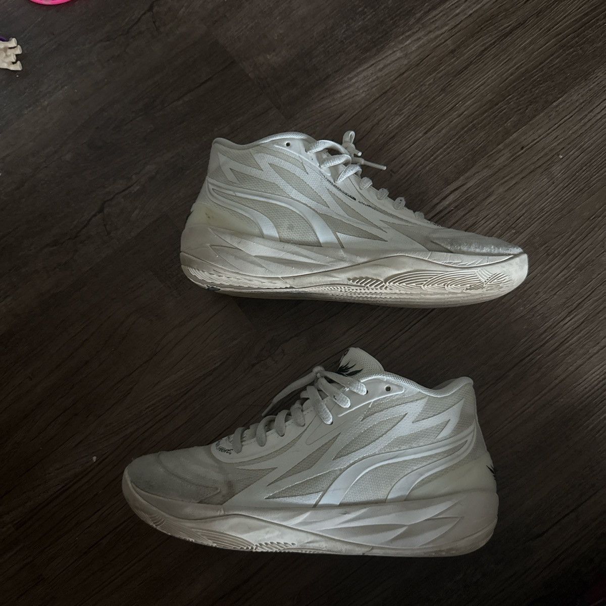 Puma White MELOs Size US 9 / EU 42 - 1 Thumbnail
