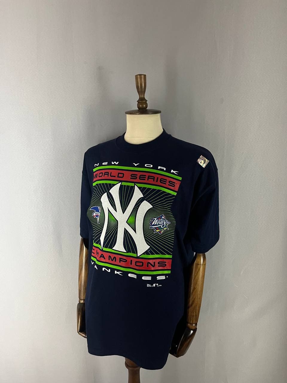 MLB MLB New York Yankees Tee T Shirt 1998 Navy Size US XL / EU 56 / 4 - 1 Thumbnail