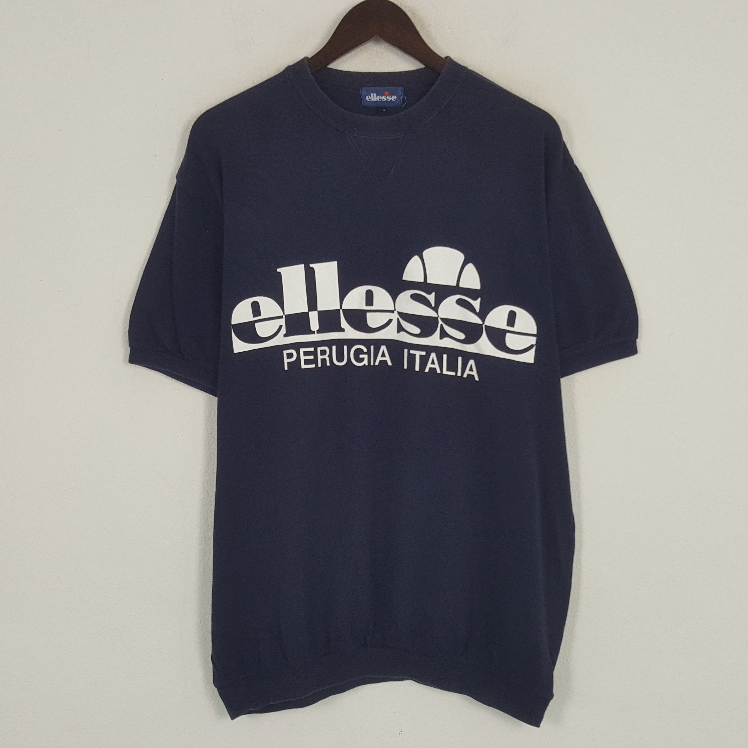 Ellesse × Vintage Vintage Ellesse Perugia Italia Short Sleeve Sweatshirt Size US L / EU 52-54 / 3 - 1 Thumbnail