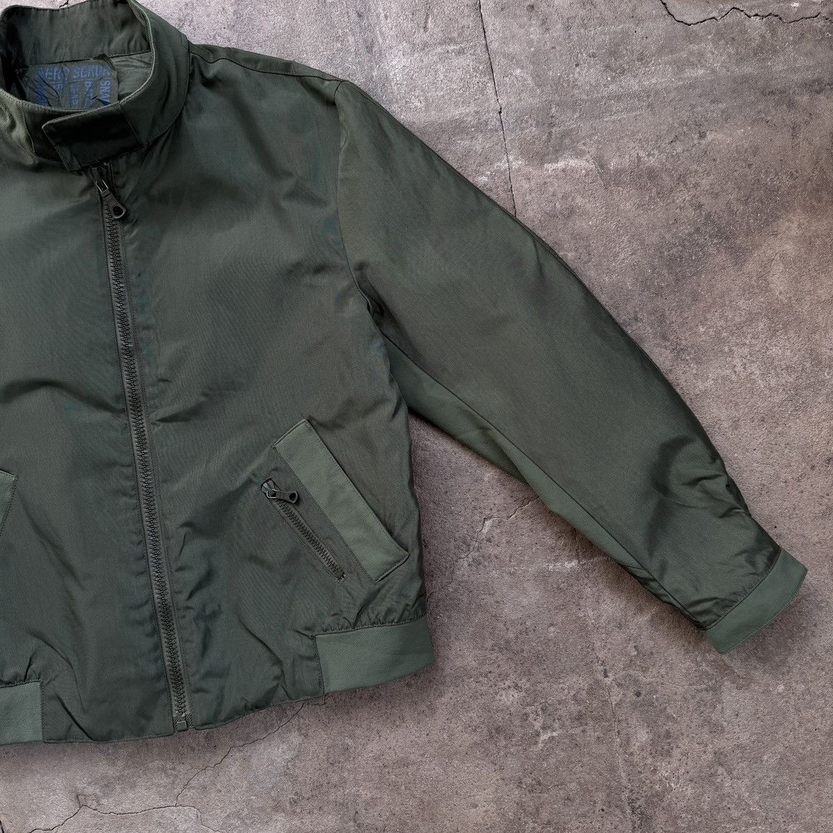 Vintage Vintage Military Nylon Bomber Jacket Size US L / EU 52-54 / 3 - 3 Thumbnail