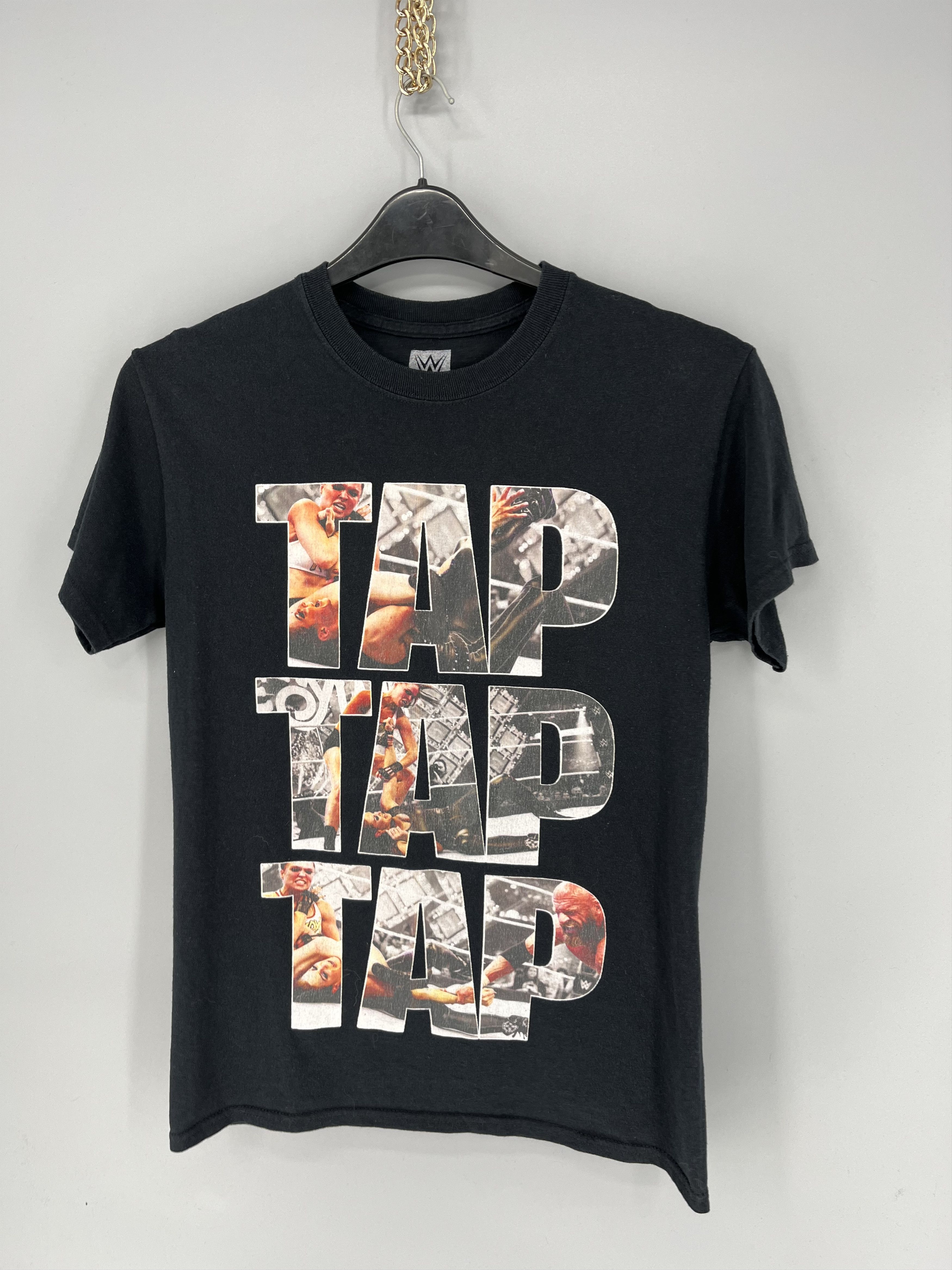 Other Vintage Y2K Wwe "TAP TAP TAP" Authentic Streetwear T-Shirts Size US S / EU 44-46 / 1 - 3 Thumbnail