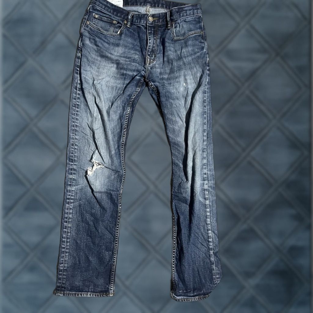 Banana Republic Banana Republic Jeans 31x32 Medium Wash Blue Men Straight Nike? Wait wrong. Banana Republic Jeans 31x32 Medium Wash Blue Men Straight. Size US 31 - 1 Thumbnail