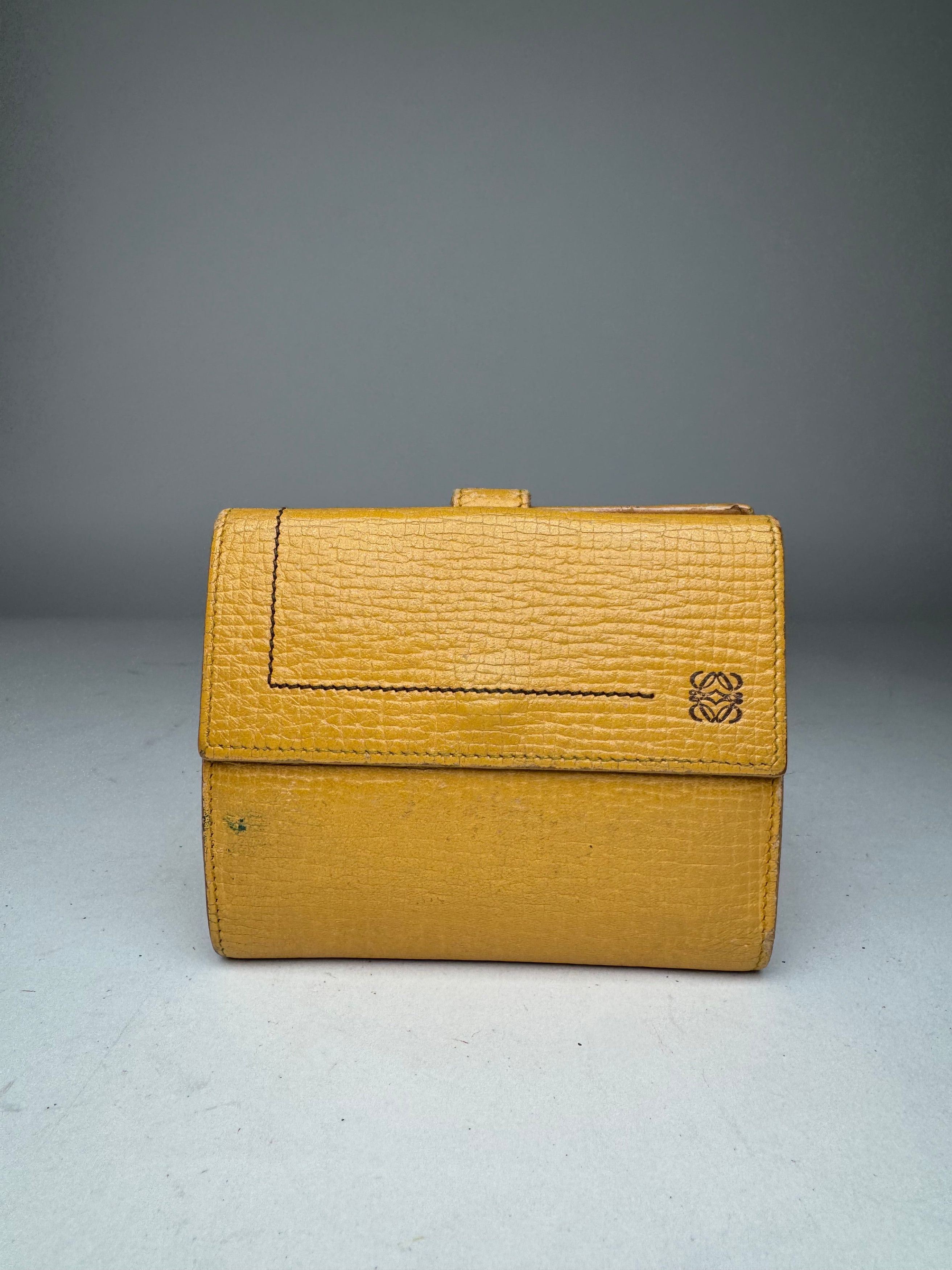 Loewe Vintage Madrid Leather Wallet yellow Size ONE SIZE - 1 Thumbnail