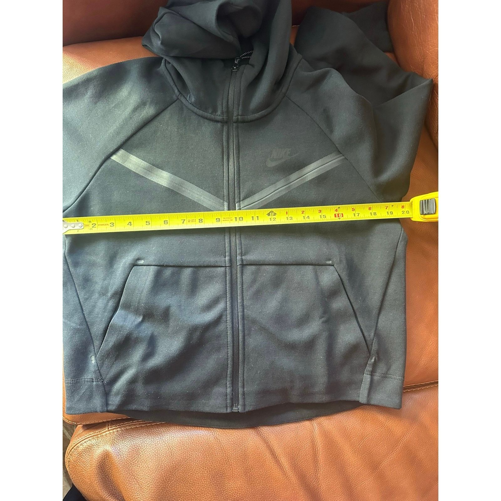 Nike Nike Women's Tech Fleece Jacket Black CW4298-010 - Size S Size US S / EU 44-46 / 1 - 8 Thumbnail