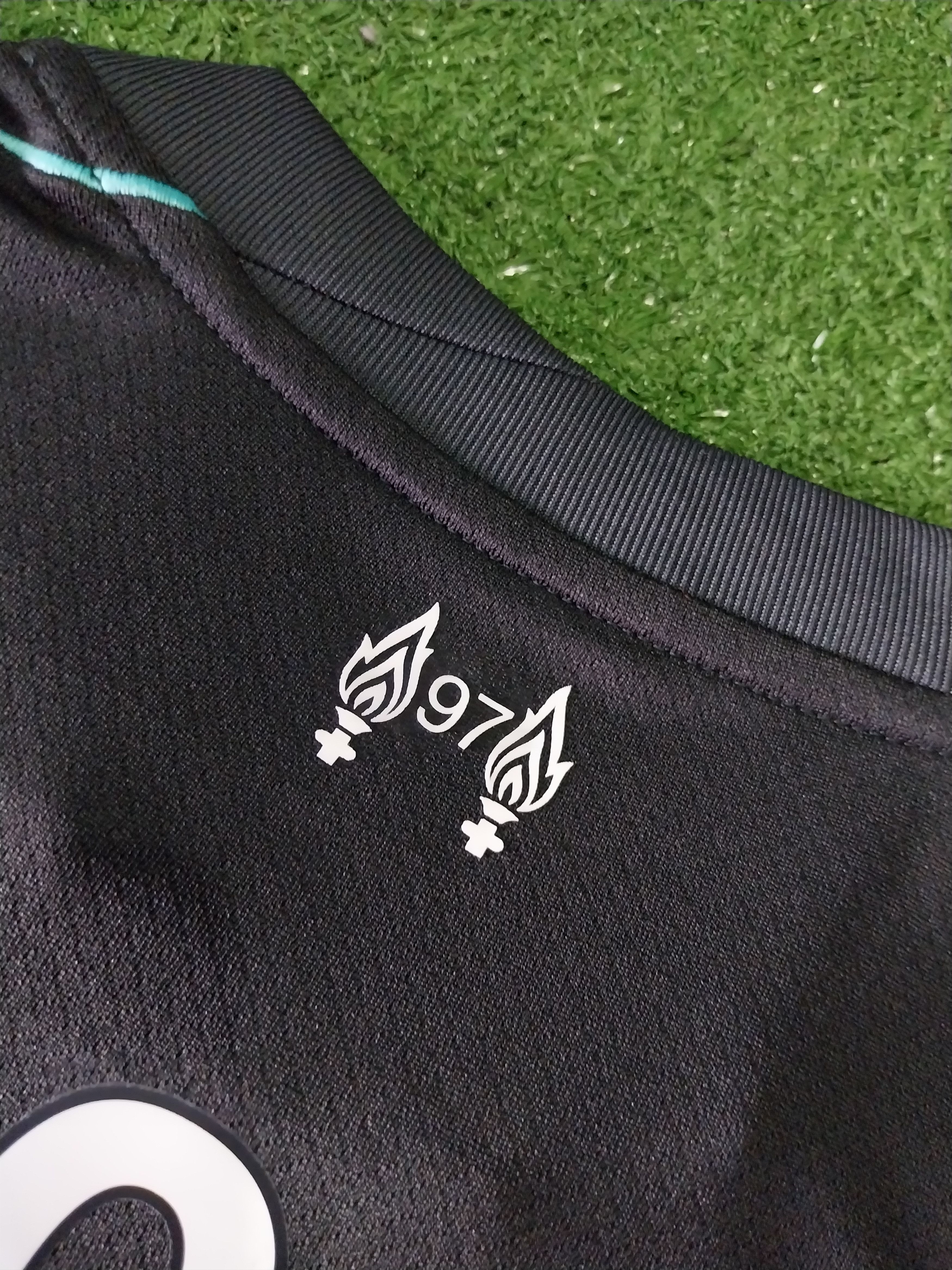 Nike Liverpool away 2024/2025 diogo jota jersey football Size US M / EU 48-50 / 2 - 11 Thumbnail
