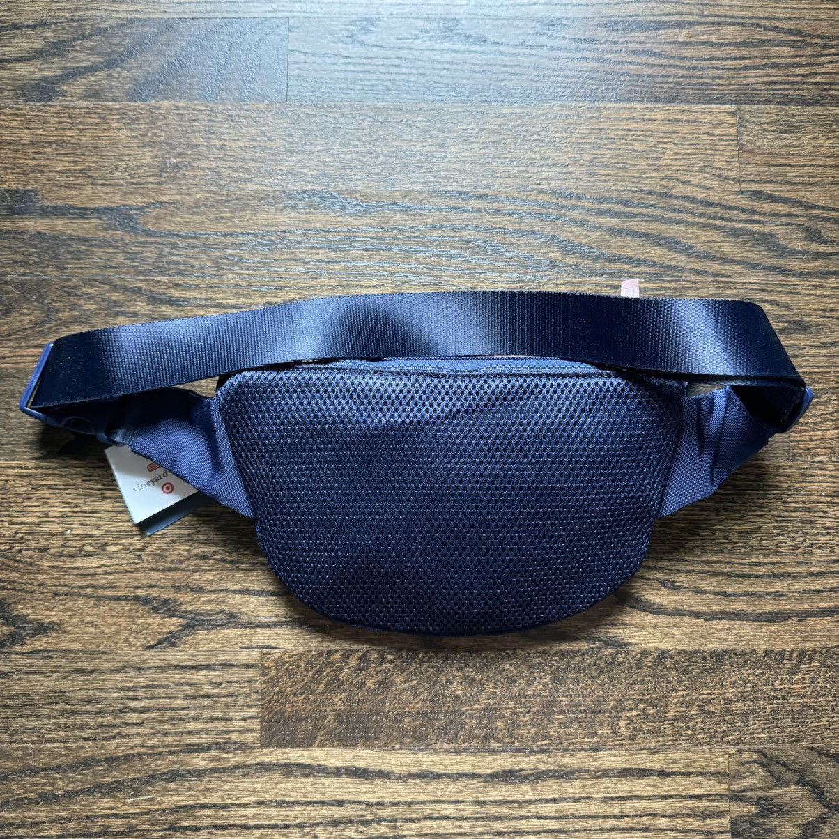 Vineyard Vines Vineyard Vines x Target Fanny Pack (Belt Bag) | NWT Size ONE SIZE - 2 Thumbnail