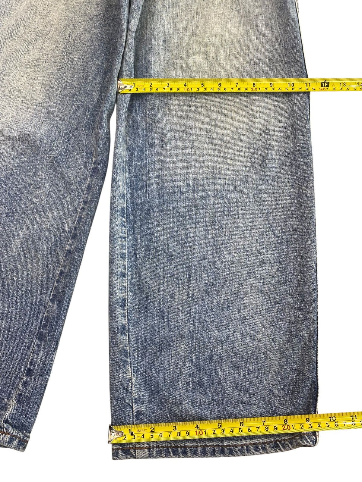 Uniqlo Uniqlo Faded Blue Wash Style Baggy Jeans Size US 30 / EU 46 - 7 Thumbnail