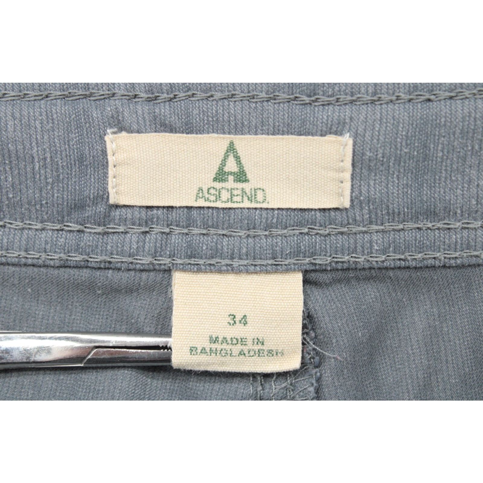 ASCENO Ascend Mens Cargo Shorts 34 Gray Striped Outdoors Hiking Zip Pockets Waist 34 Inseam 10" Pockets Logo Belted Regular Size US 34 / EU 50 - 6 Thumbnail
