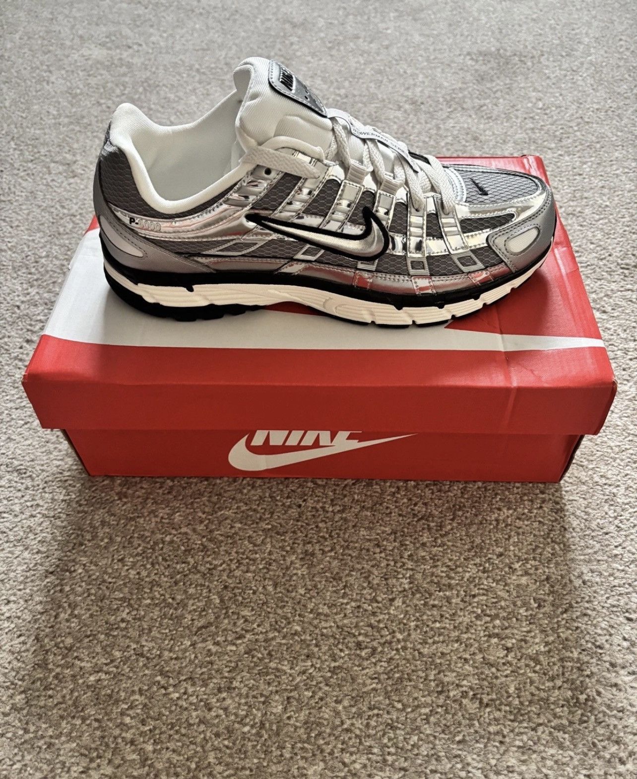 Nike Nike P6000s Metallic Silver UK size 8.5 comes witj box Size US 8.5 / EU 41-42 - 2 Thumbnail