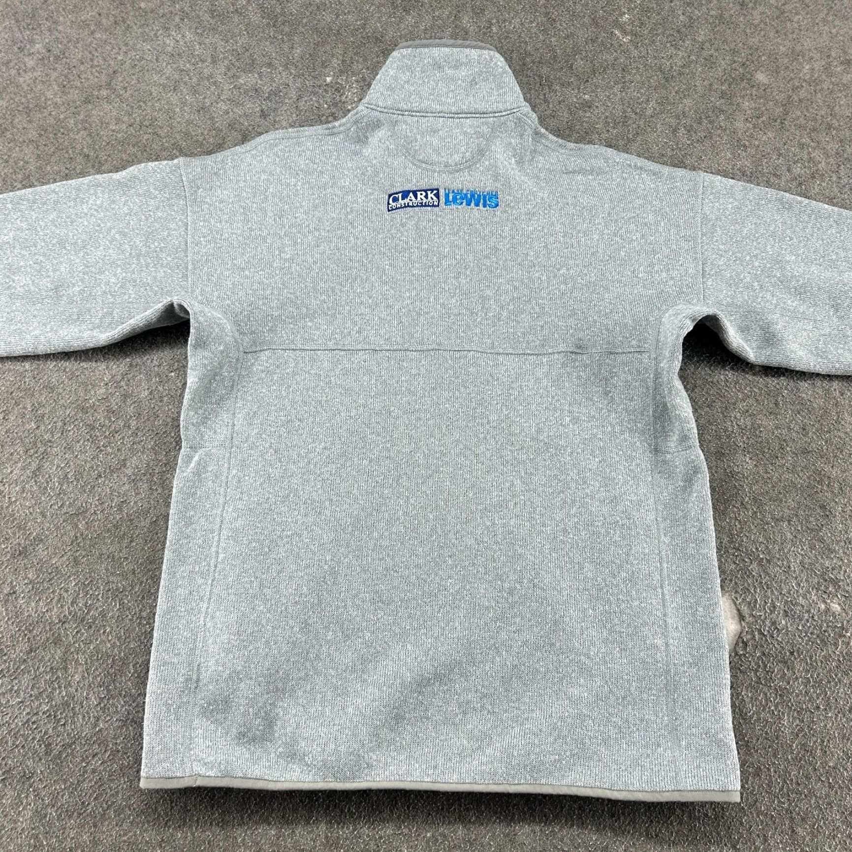 Patagonia Patagonia Pullover Sweatshirt Men M Heather Gray 1/4 Zip Fleece Snap Button Logo Mock Neck Regular Pockets College Vintage No Size US M / EU 48-50 / 2 - 6 Thumbnail