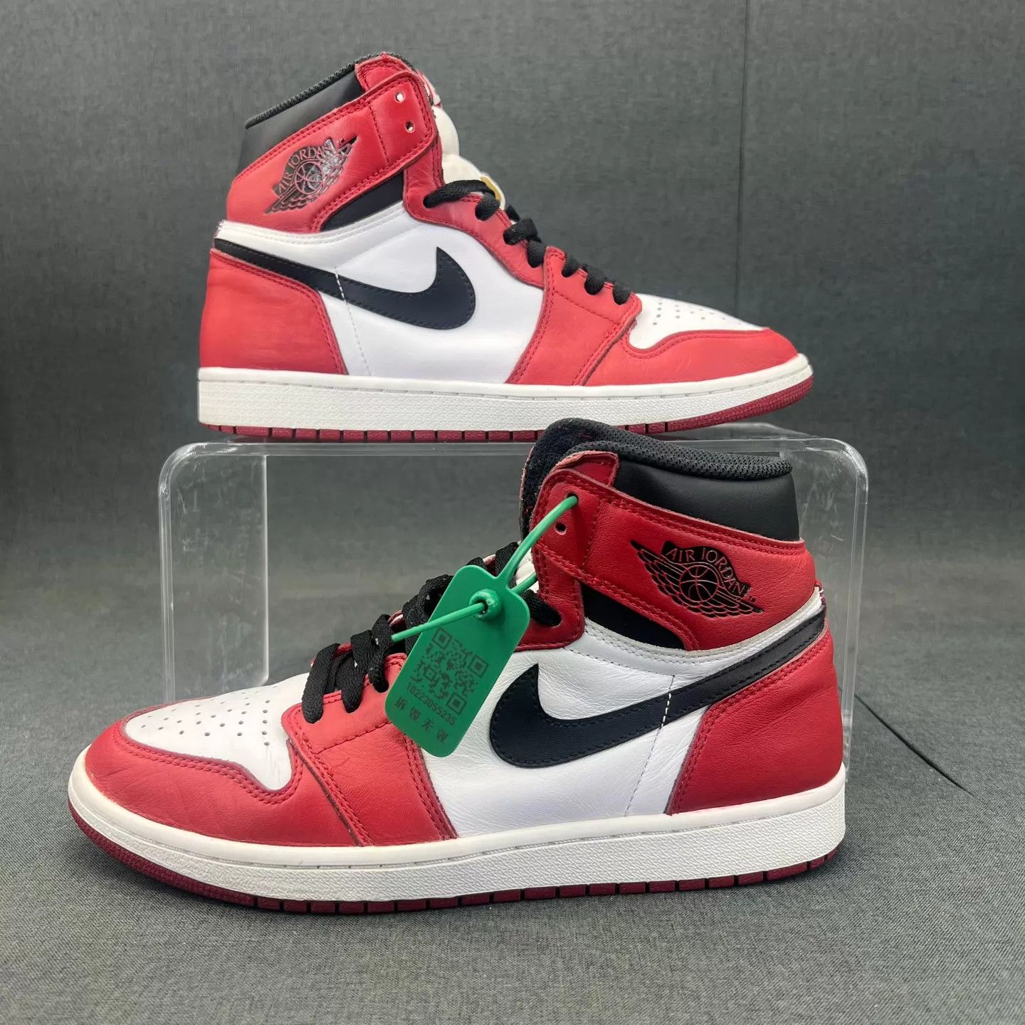 Nike AJ1 Chicago 2015 Size 43 New With Box Size US 10 / EU 43 - 2 Thumbnail