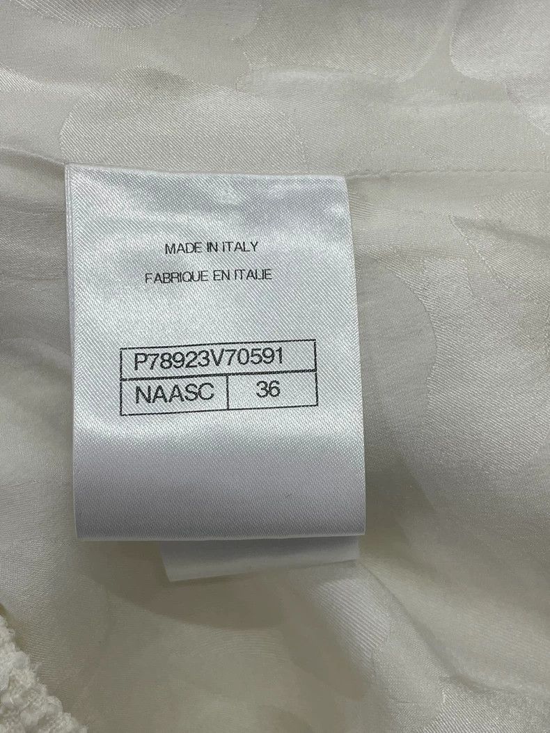 Chanel chanel 25C white tweed beaded hooded dress Size XS / US 0-2 / IT 36-38 - 6 Thumbnail