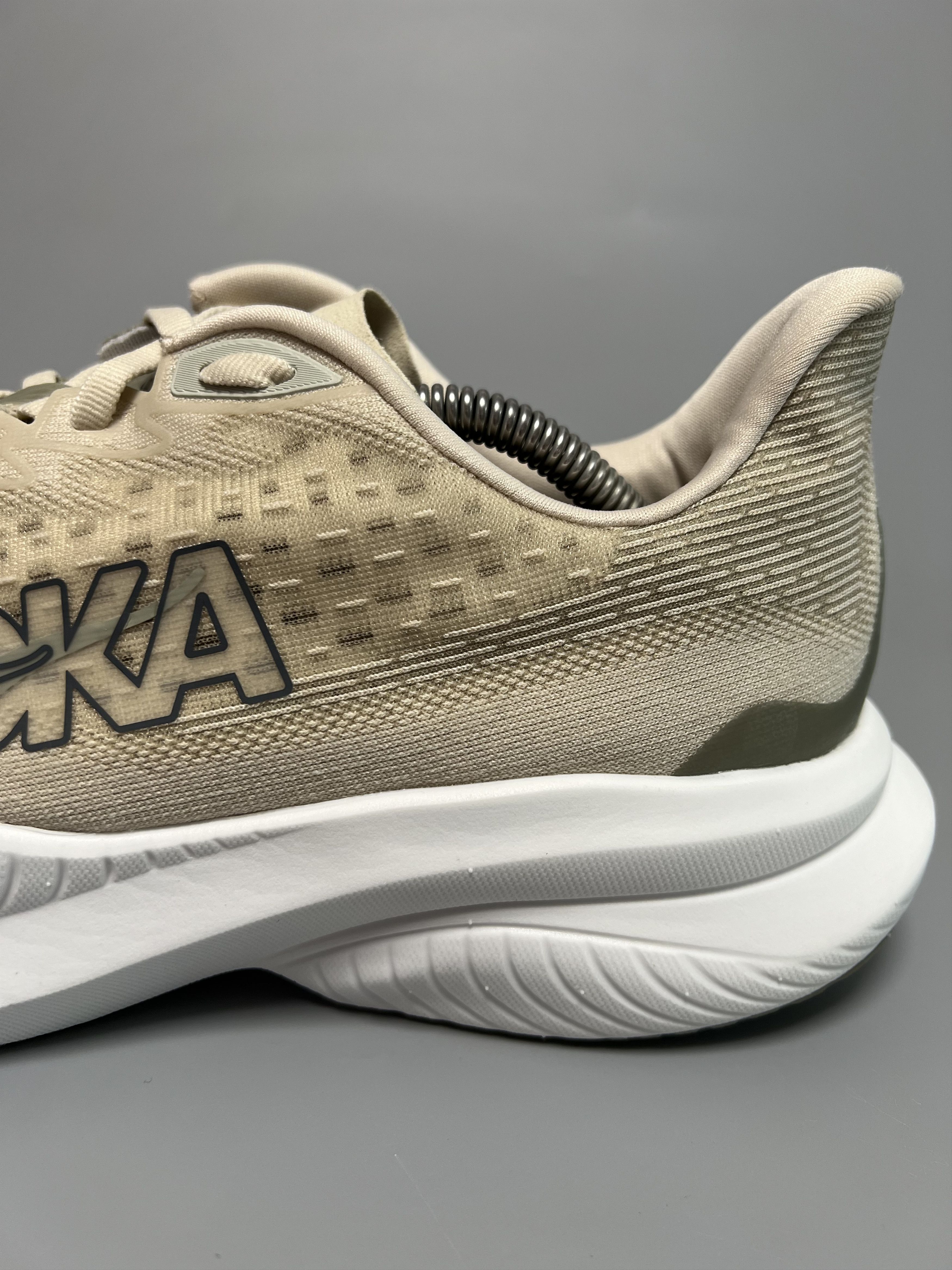 Hoka 10D Hoka One One Mach 6 Men's Running Shoes 1147790-OKB Size US 10 / EU 43 - 9 Thumbnail