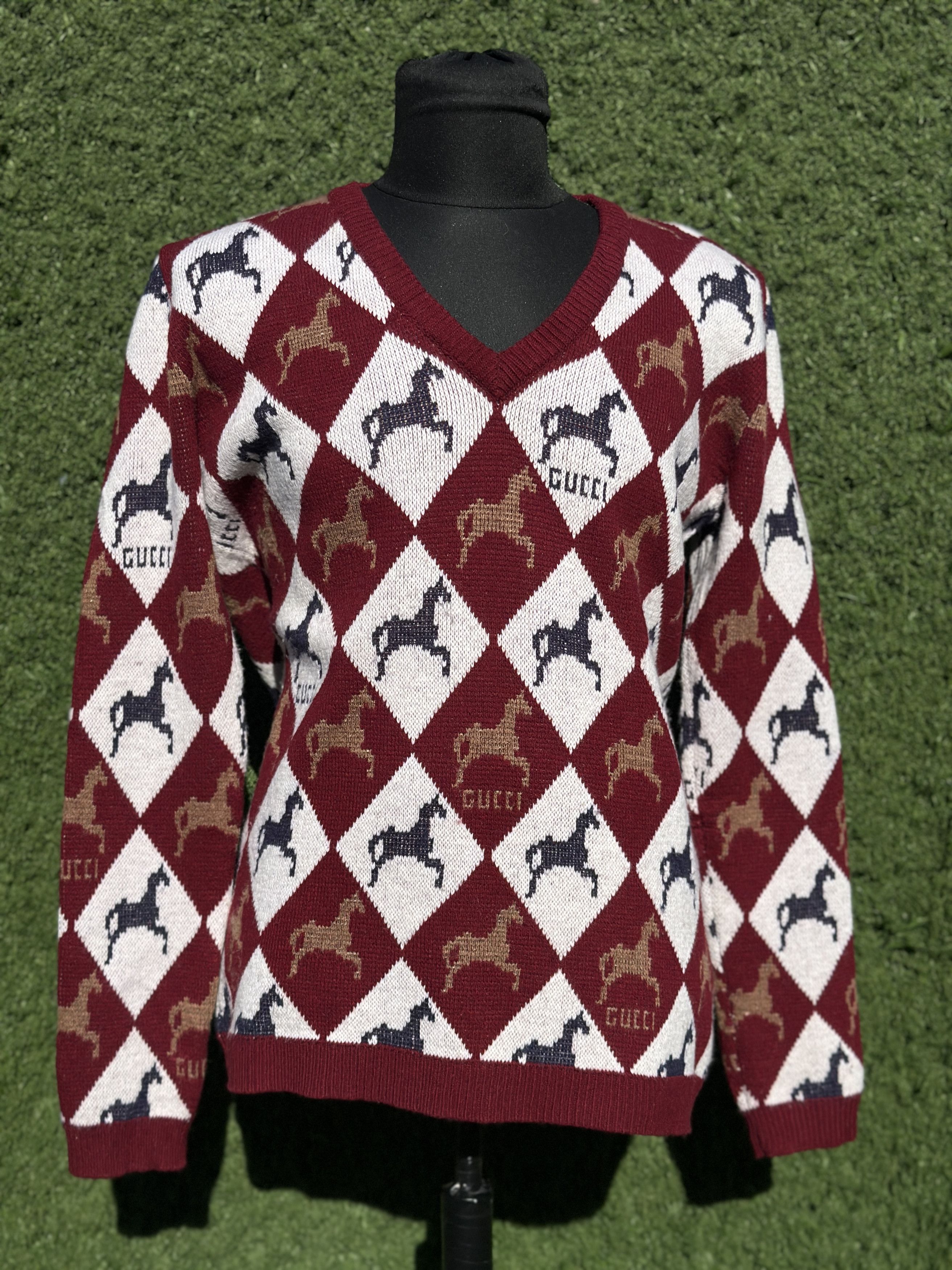 Gucci Rare Gucci Horsebit Argyle Wool Sweater V-Neck Italy Size S Size US S / EU 44-46 / 1 - 1 Thumbnail