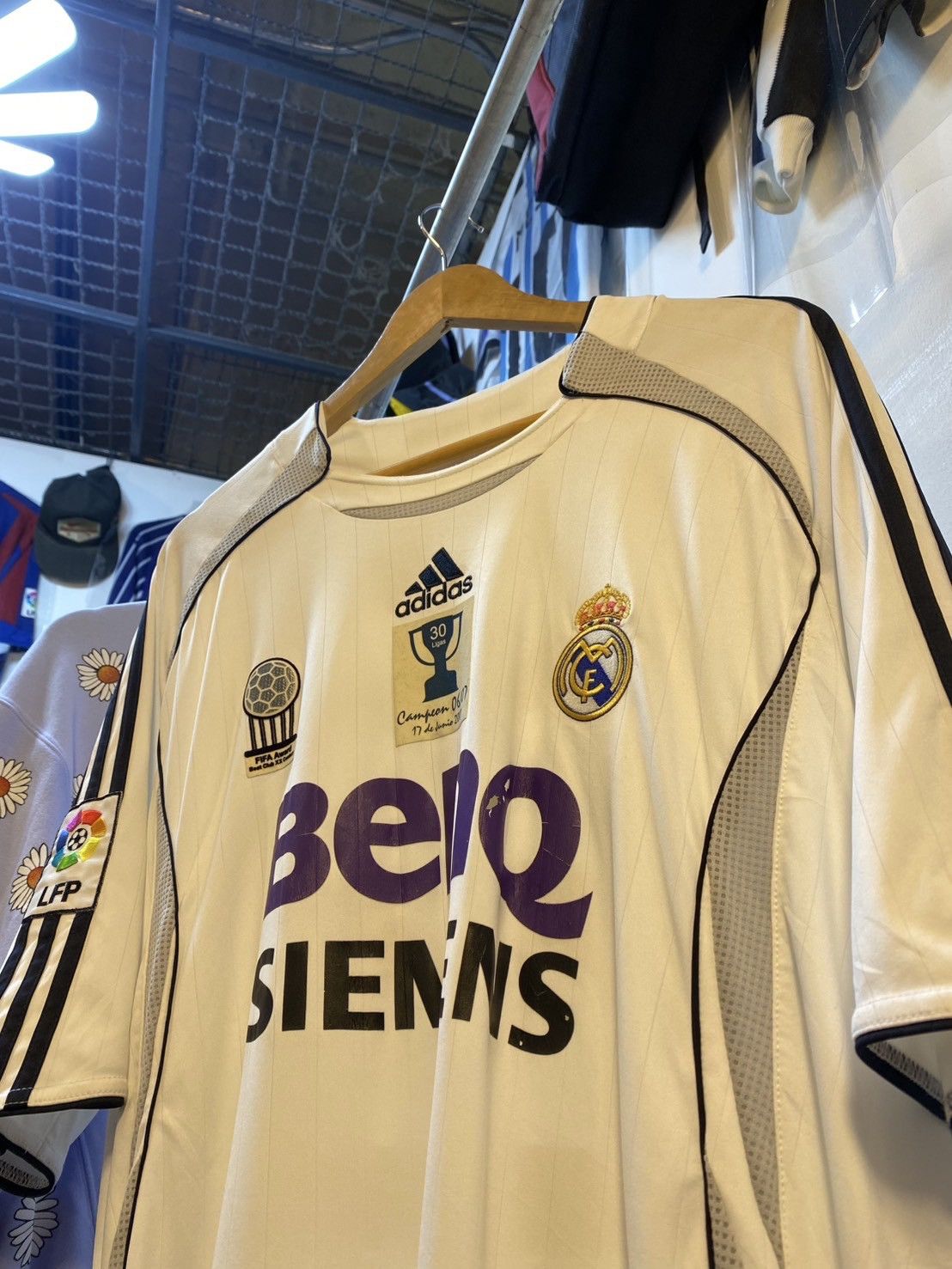 2006-2007 Real Madrid Home Kit BECKHAM 23