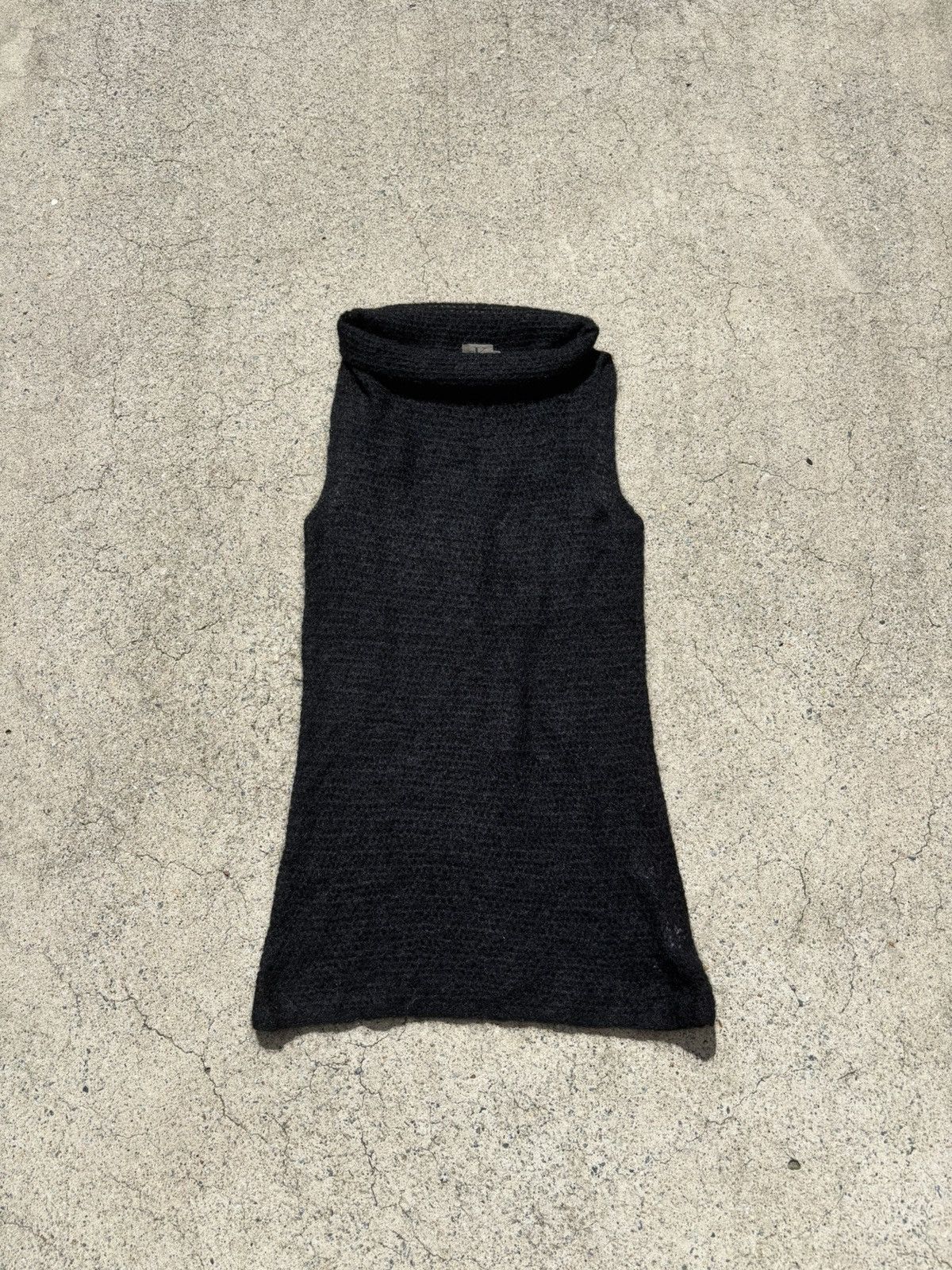 Calvin Klein Calvin Klein Meshed Knitted Sleeveless Turtleneck Top Size M / US 6-8 / IT 42-44 - 1 Thumbnail