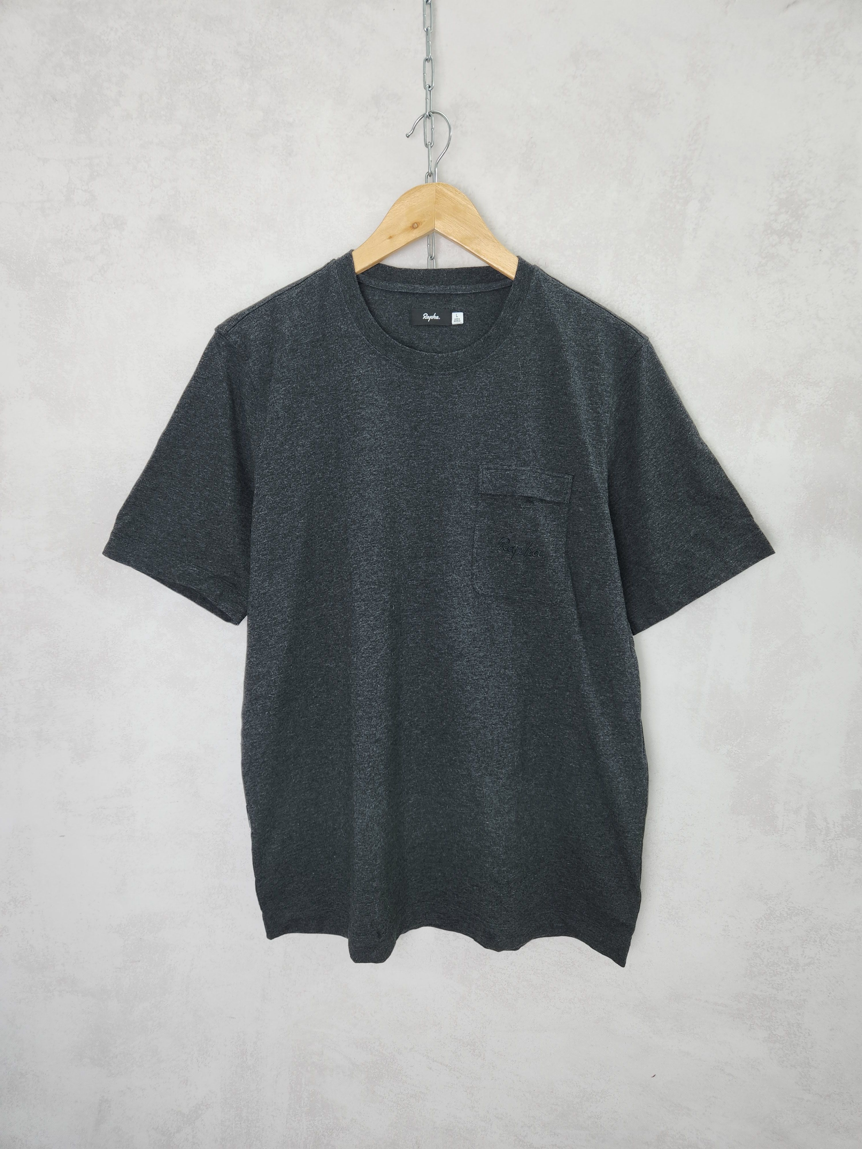 Rapha Rapha basic logo pocket t shirt gray size L Size US L / EU 52-54 / 3 - 1 Thumbnail