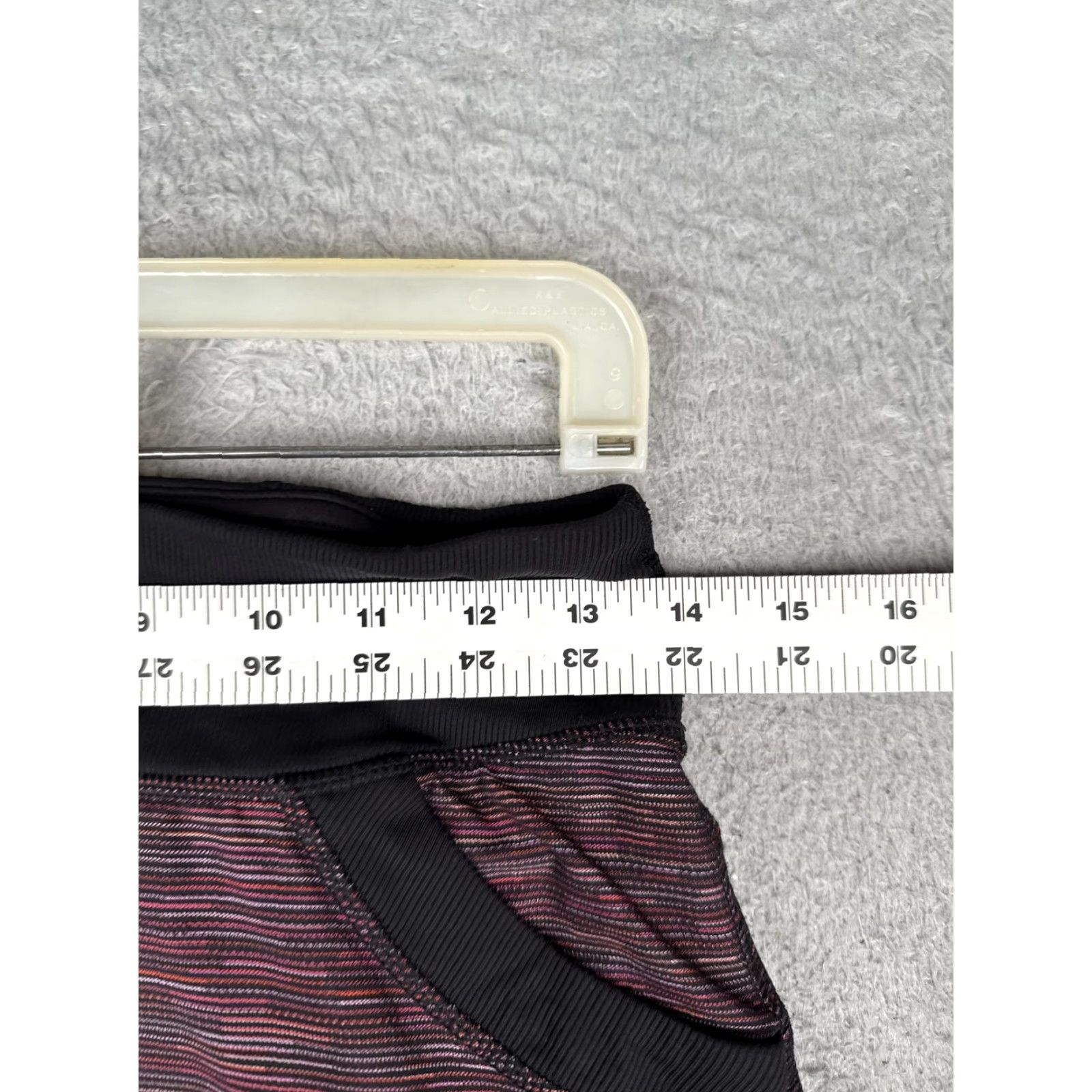 Lululemon Lululemon Skort Womens 4 Pink Black Striped Athletic Running Built In Shorts Gym Shirt Size 27" / US 4 / IT 40 - 7 Thumbnail