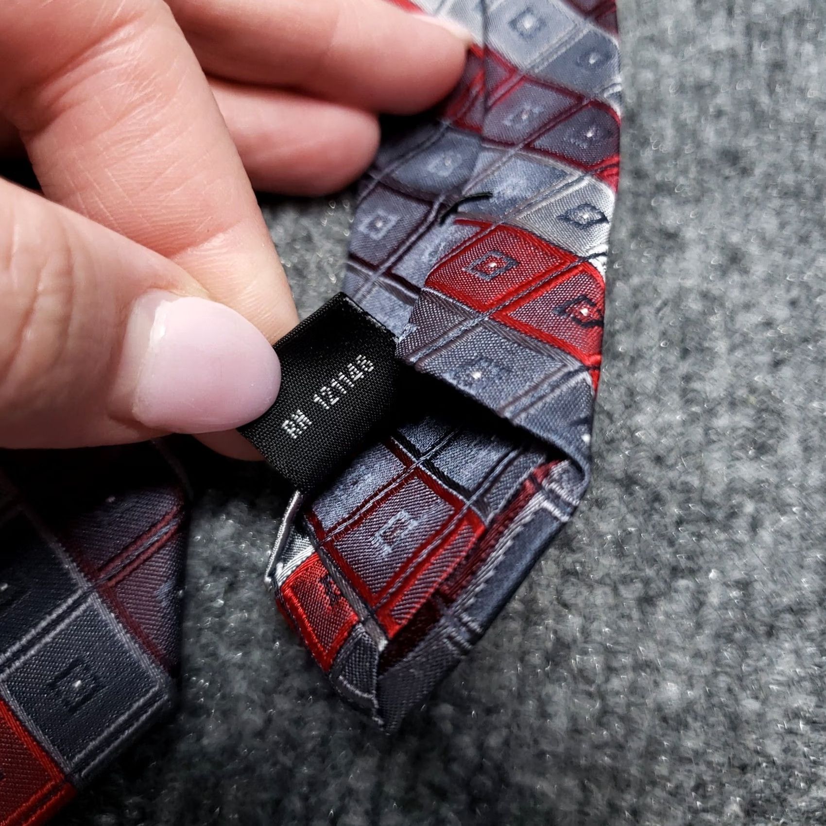 Calvin Klein Calvin Klein Tie Mens NEW Red Gray Silk Striped Designer Necktie Neck Tie Size ONE SIZE - 4 Thumbnail