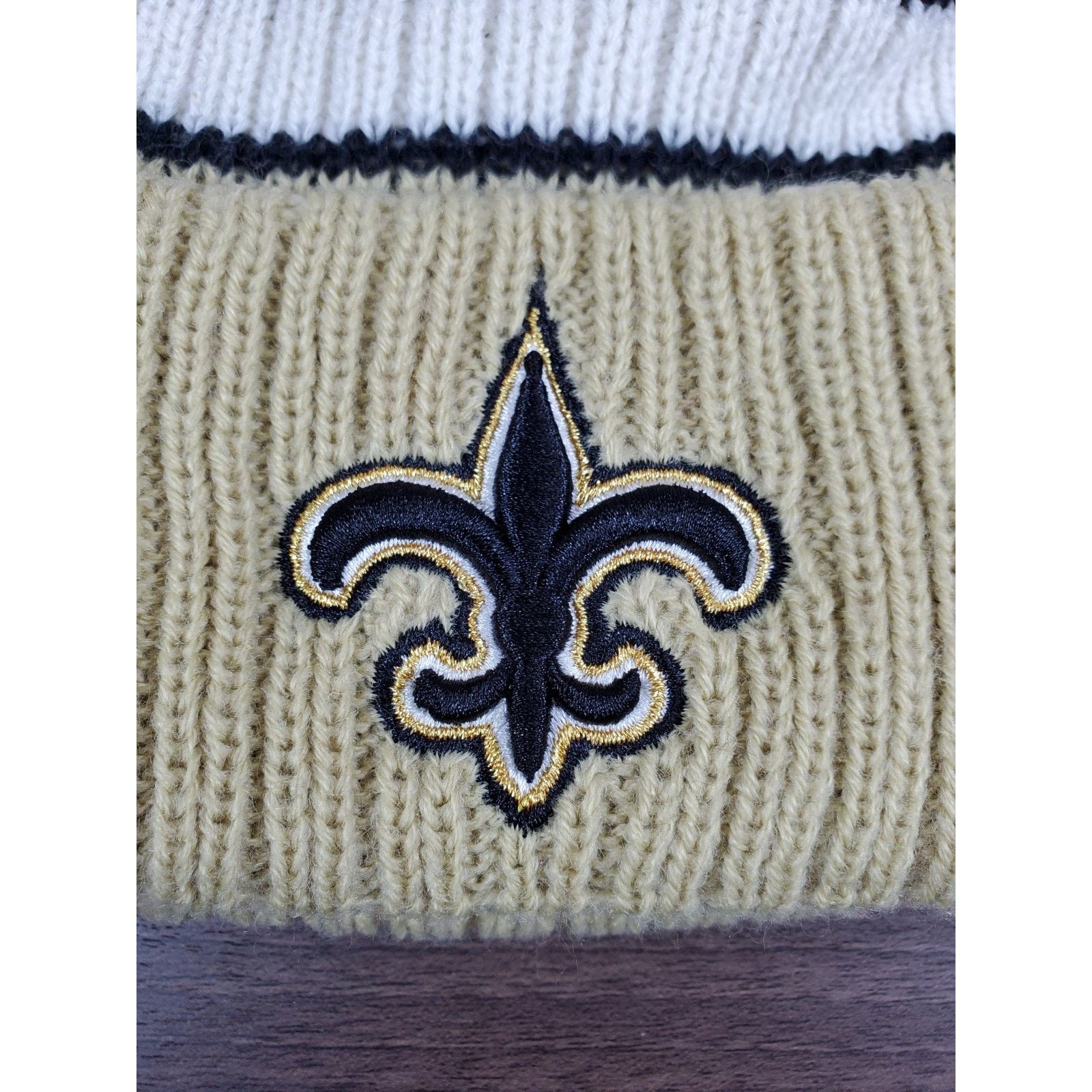 NFL × New Era New Orleans Saints Pom Beanie Knit Winter Hat Cap Football Size ONE SIZE - 5 Thumbnail