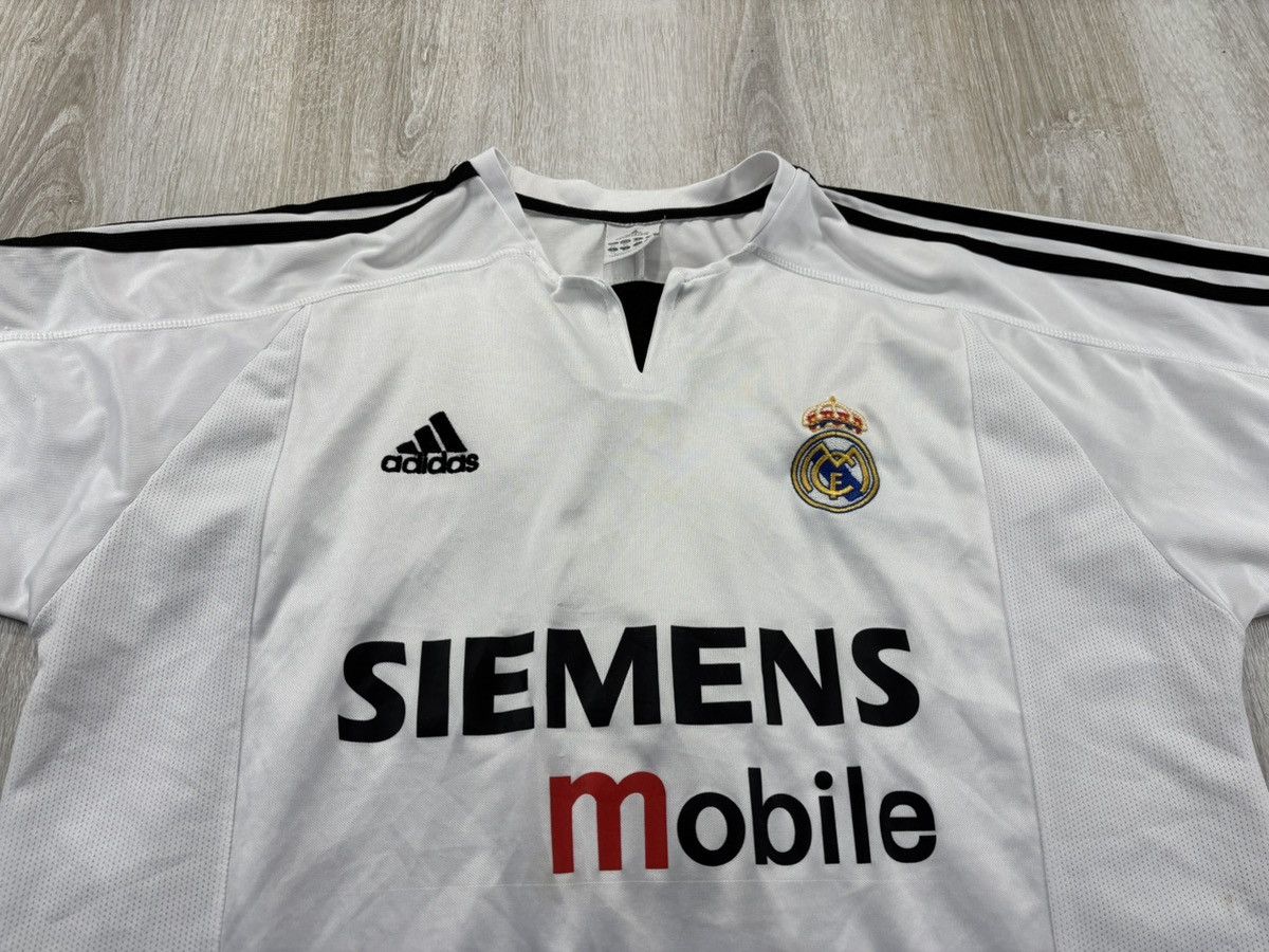 Adidas × Vintage Mens t shirt Adidas Real Madrid jersey 2003-2004 Size XL Size US XL / EU 56 / 4 - 3 Thumbnail