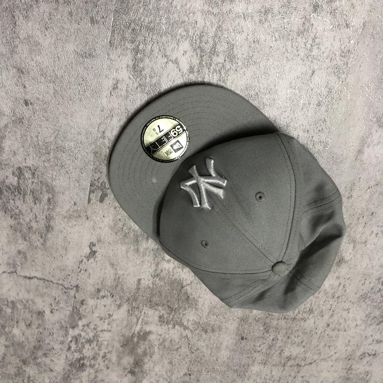 Other Grey New Era fitted cap #streetwear Size ONE SIZE - 1 Thumbnail